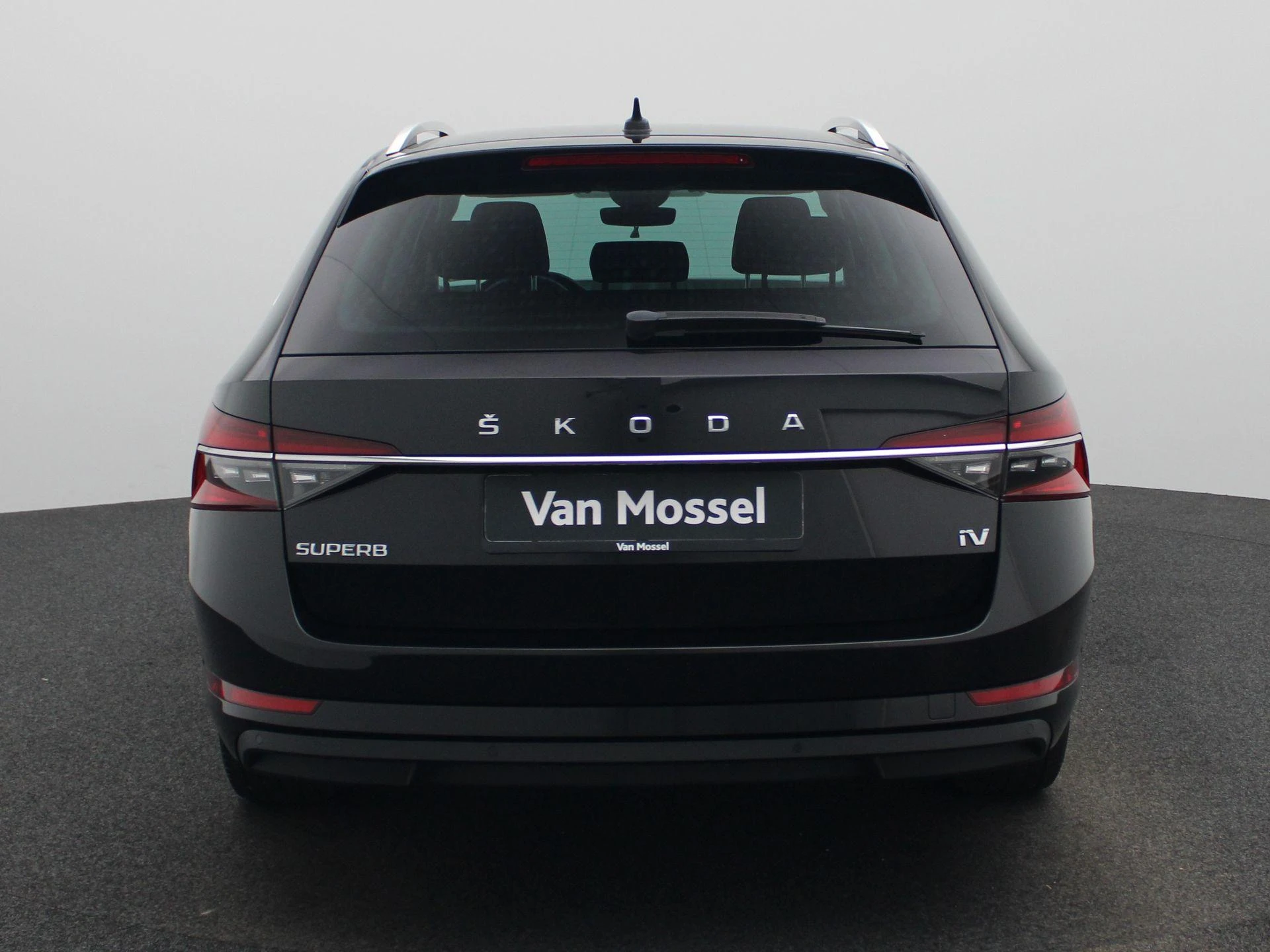 Škoda Superb 1.4 TSI iV DSG STYLE COMBI