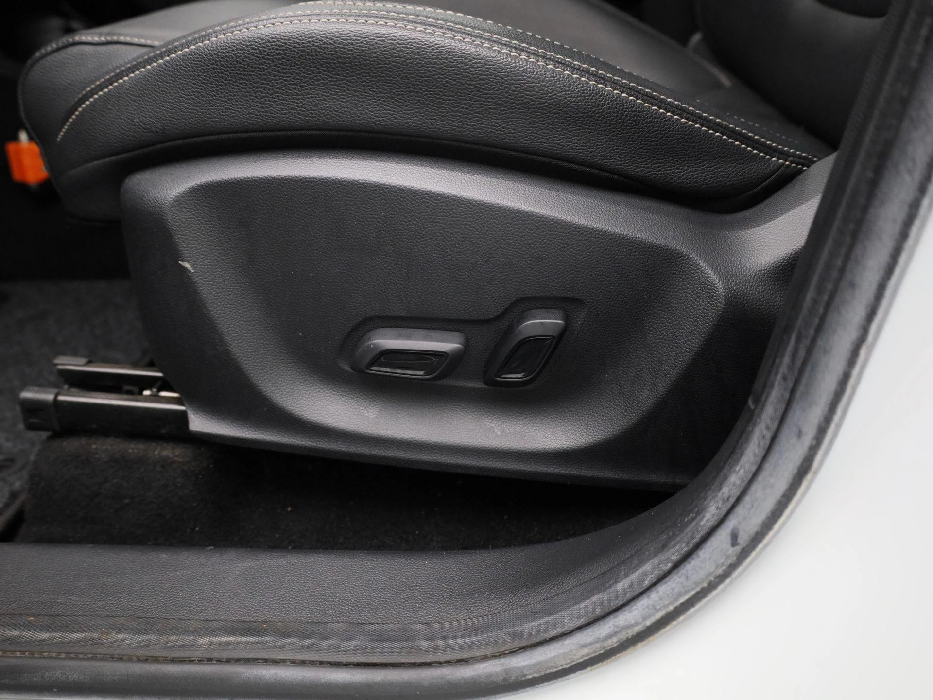 MG-ZS EV-image-27