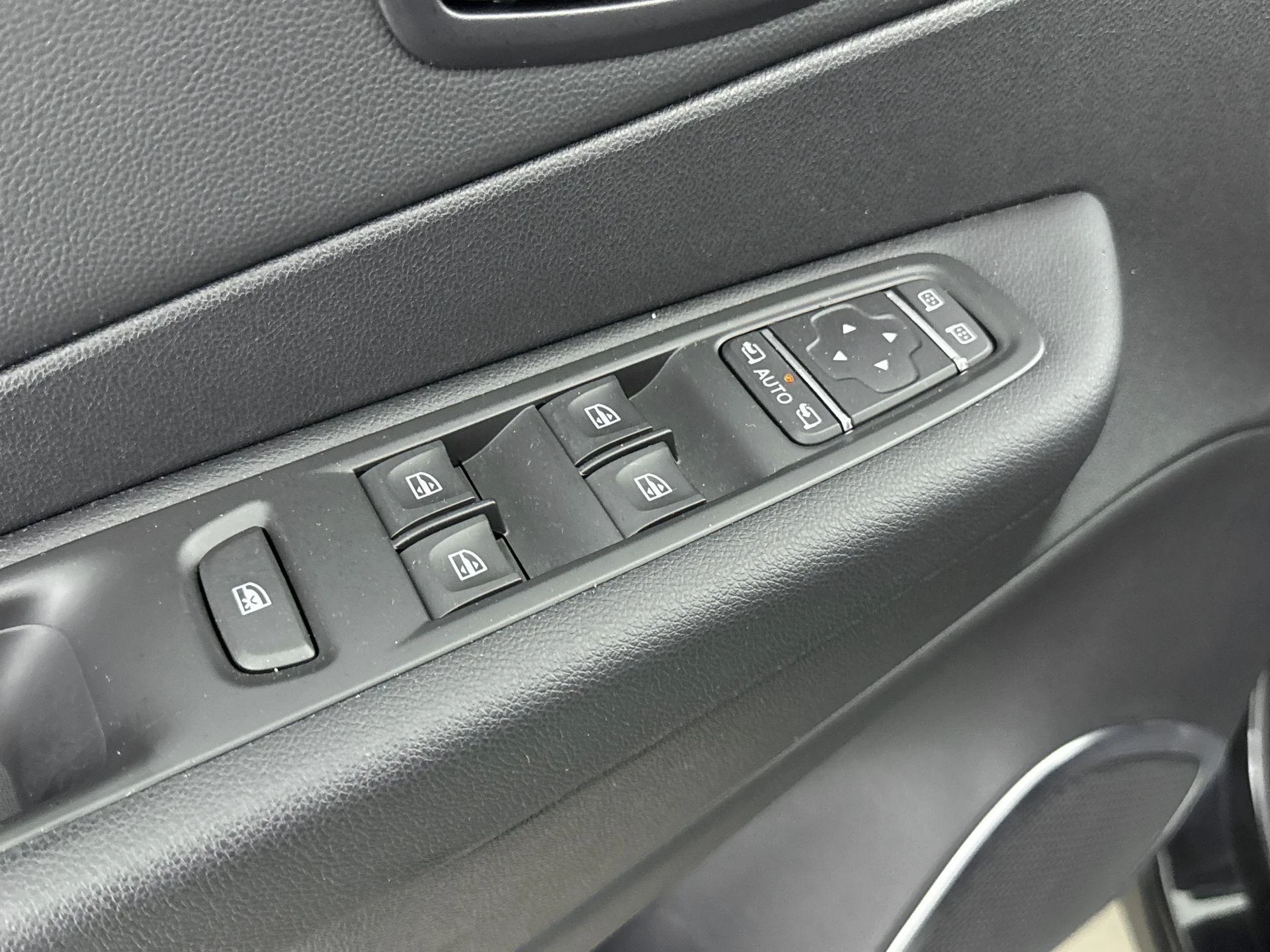 Renault-Captur-image-25