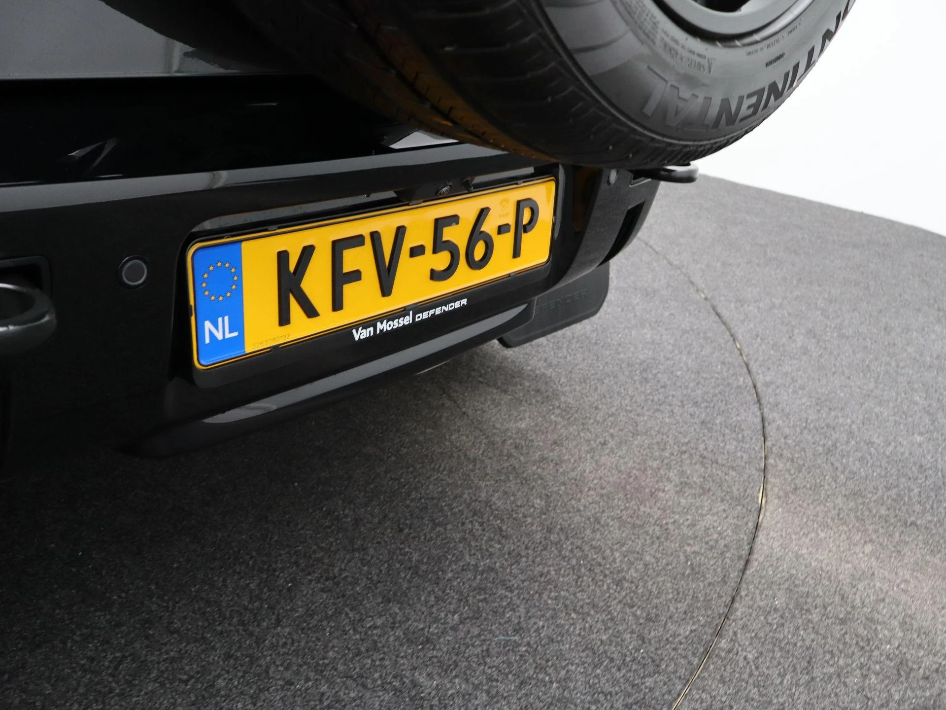 Land Rover Defender 110 2.0 P300e 110 Dynamic Edition