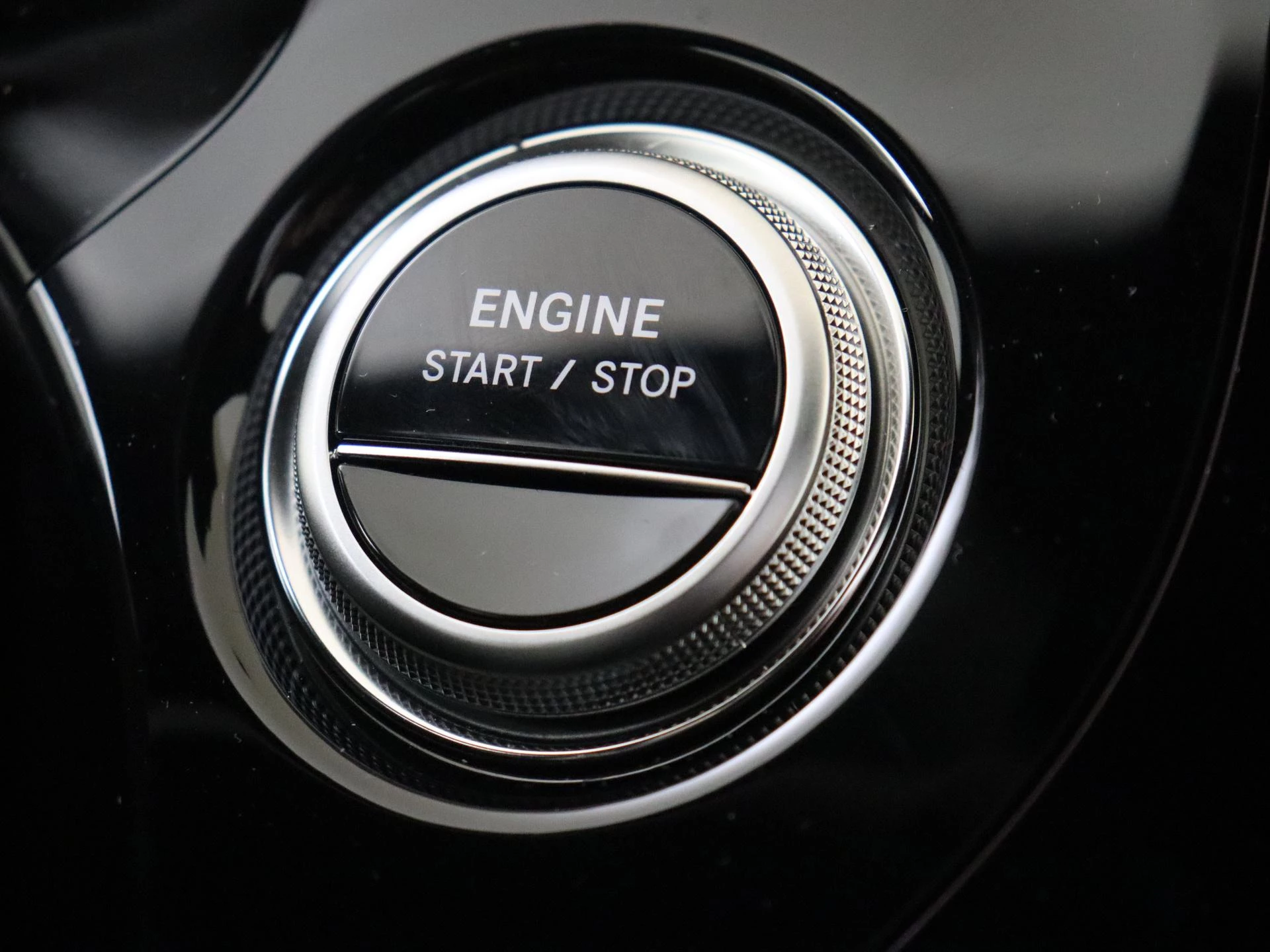 Mercedes-Benz-E-Klasse-image-20
