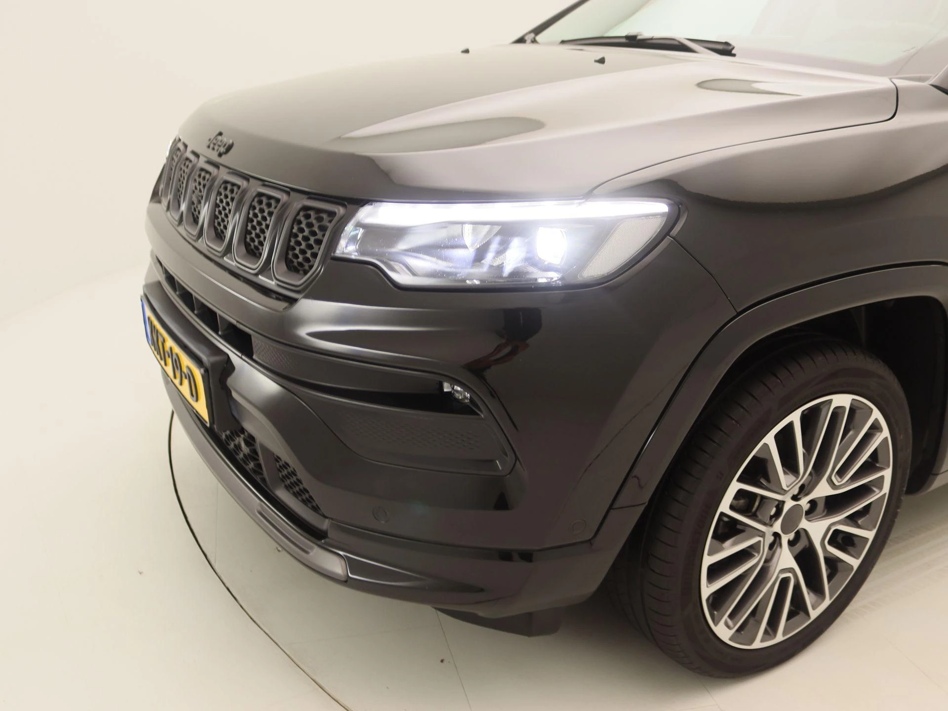 Jeep-Compass-image-17
