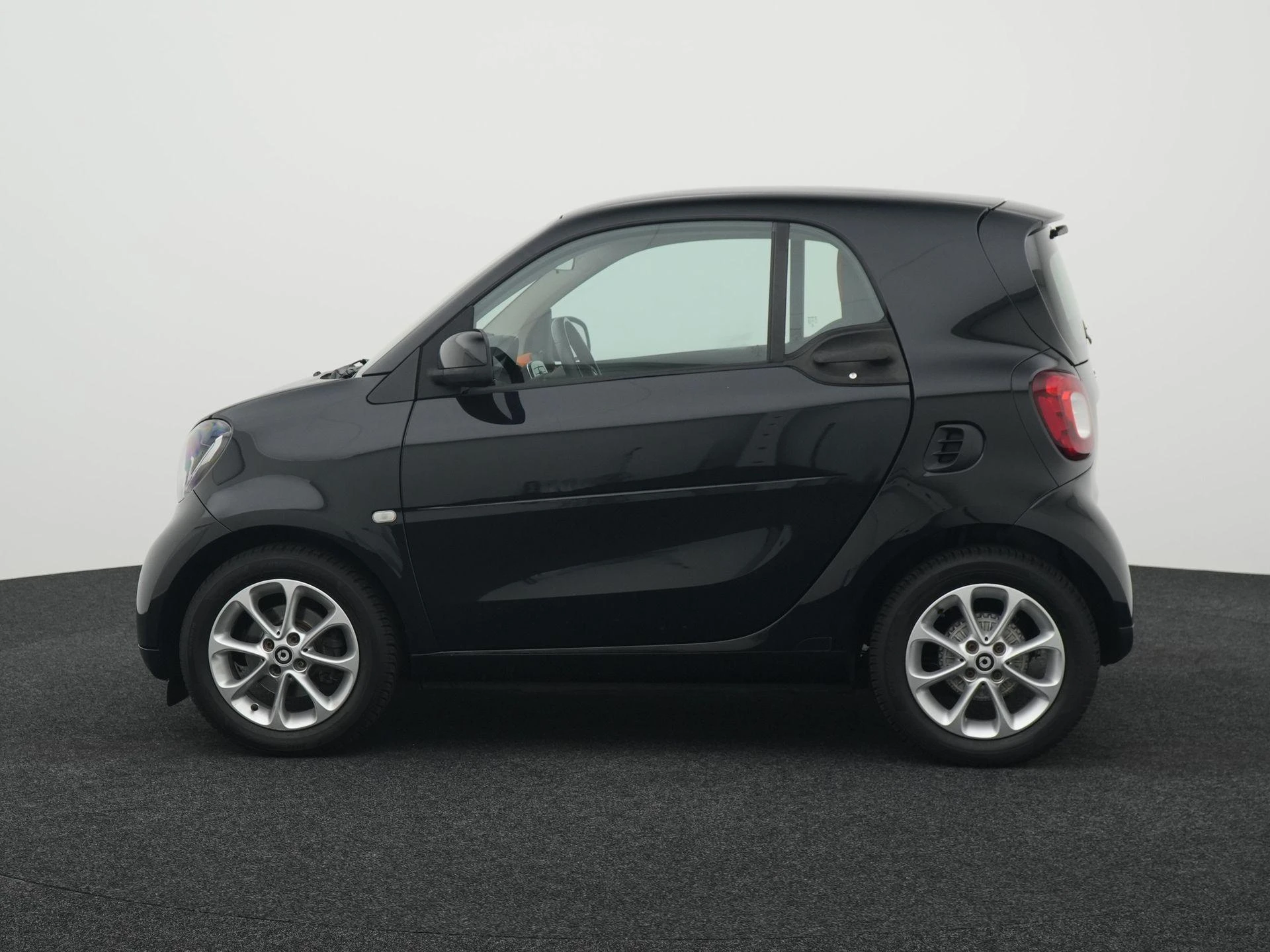 smart-Fortwo-image-3