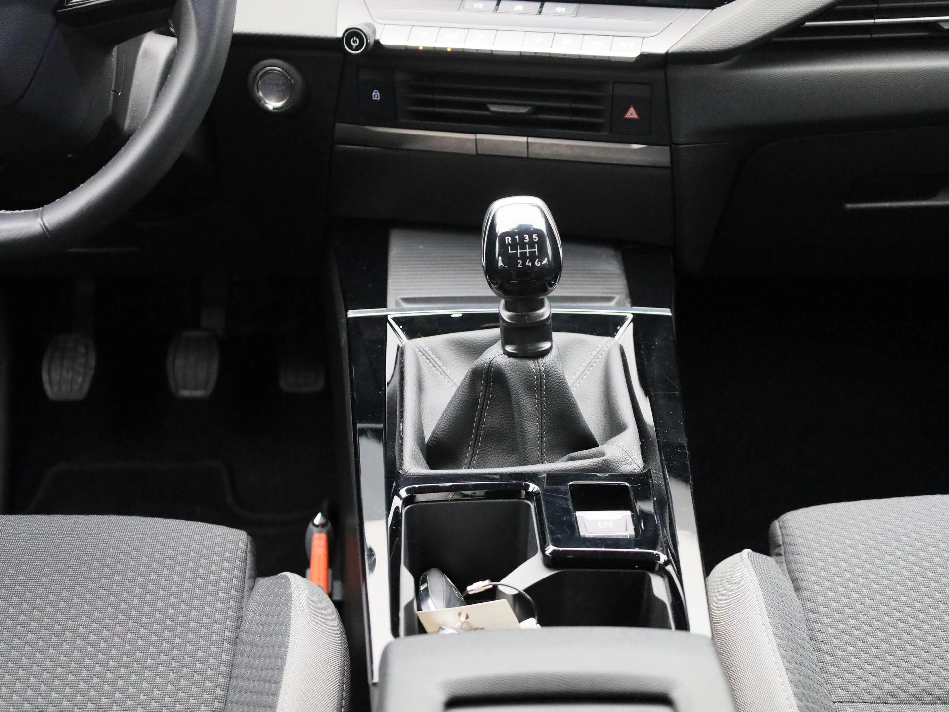 Opel-Astra-image-8