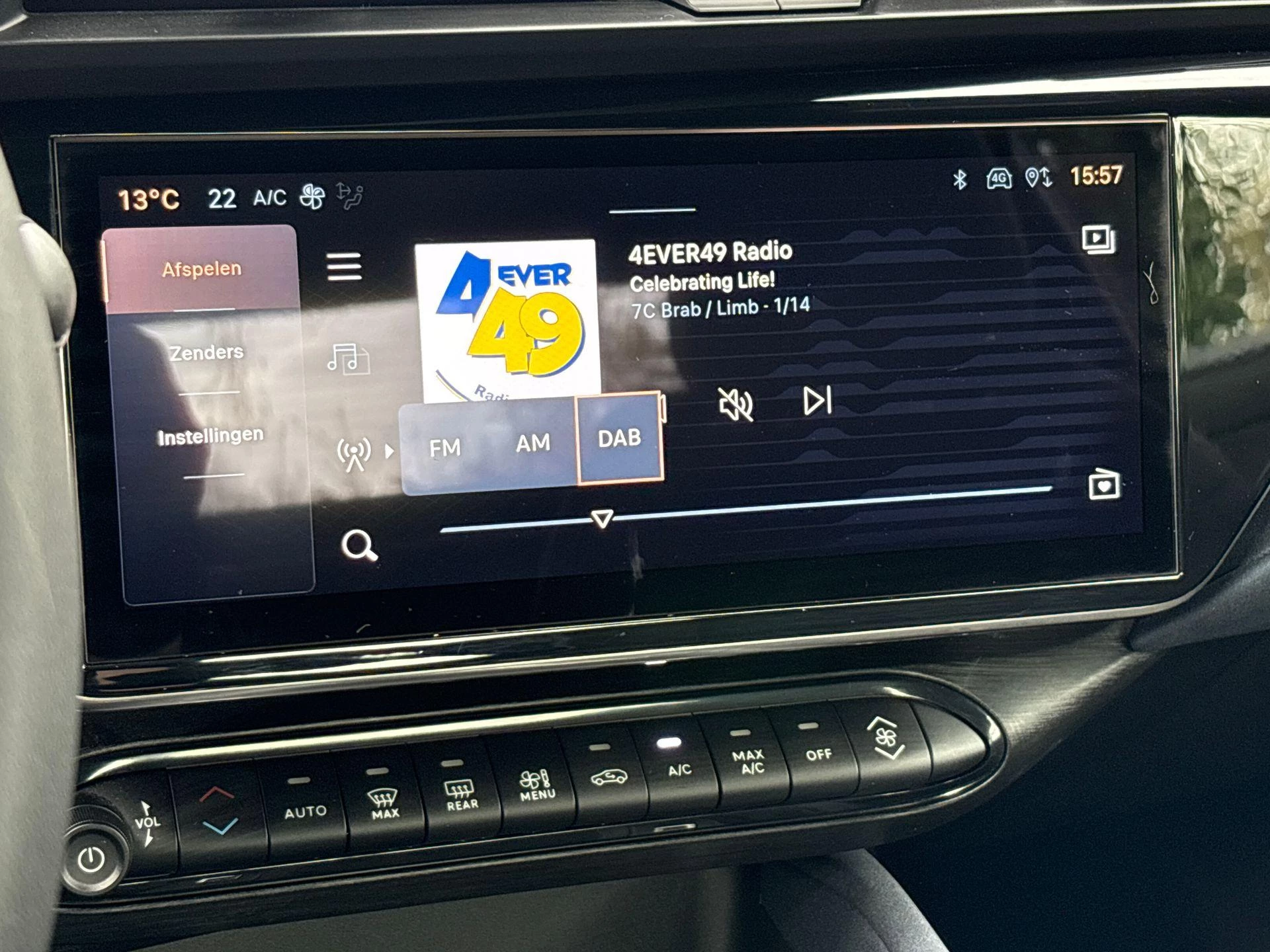 Alfa Romeo Junior Elettrica 54 kWh