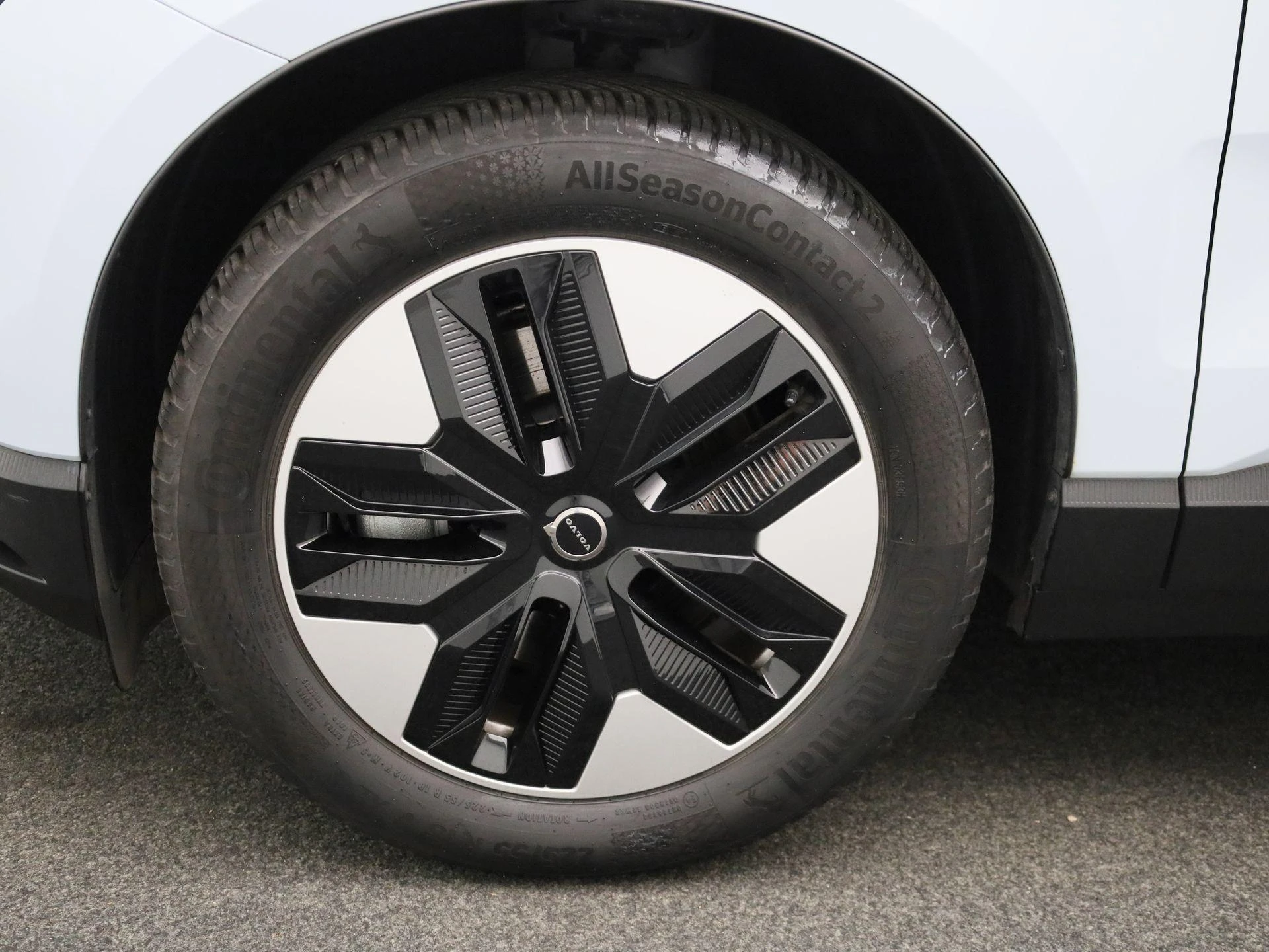 Volvo-EX30-image-16