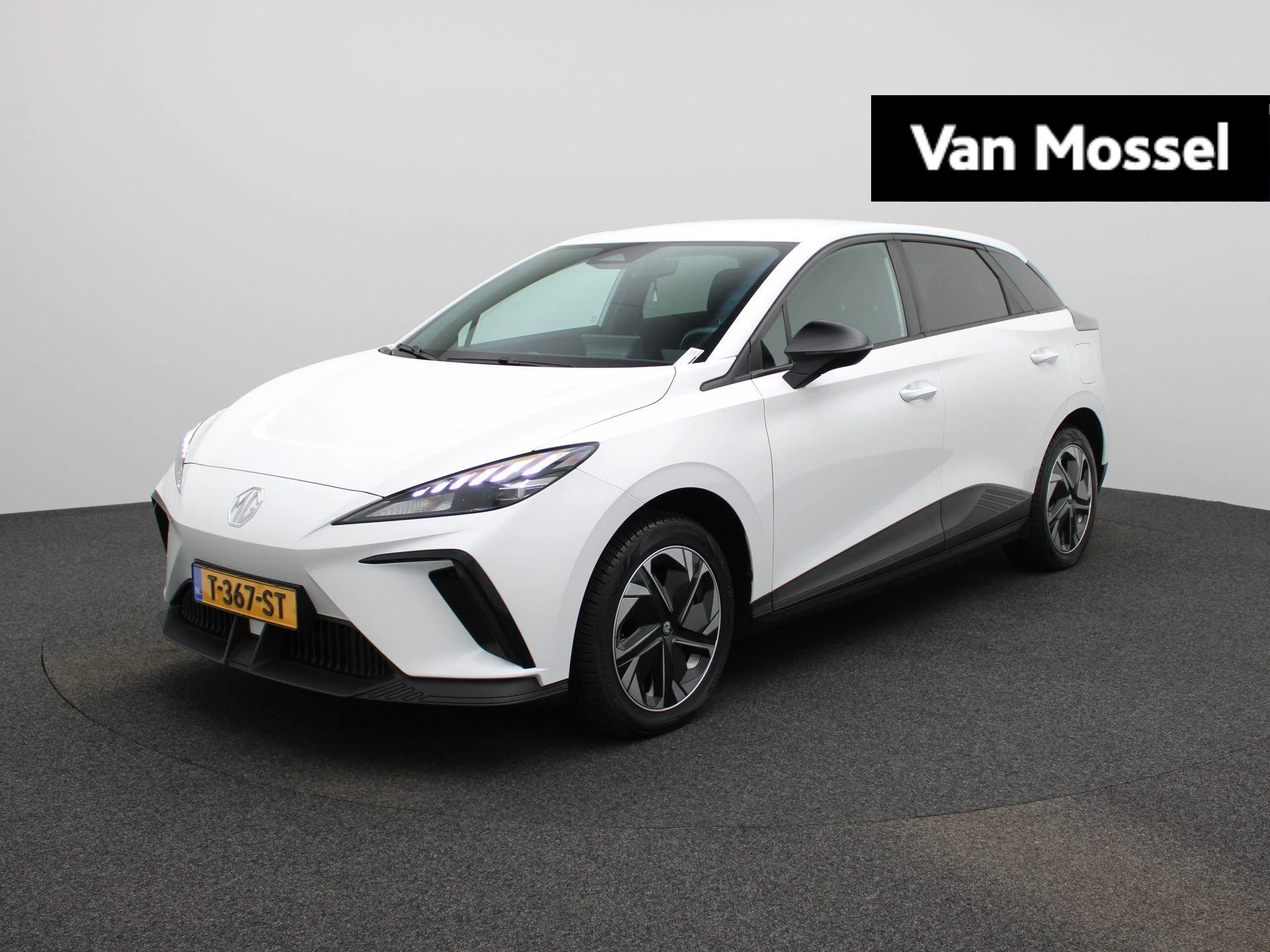 MG-MG4 EV-image-0