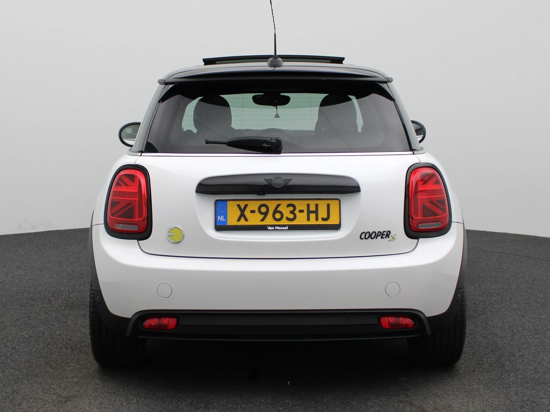 MINI-Electric-image-4