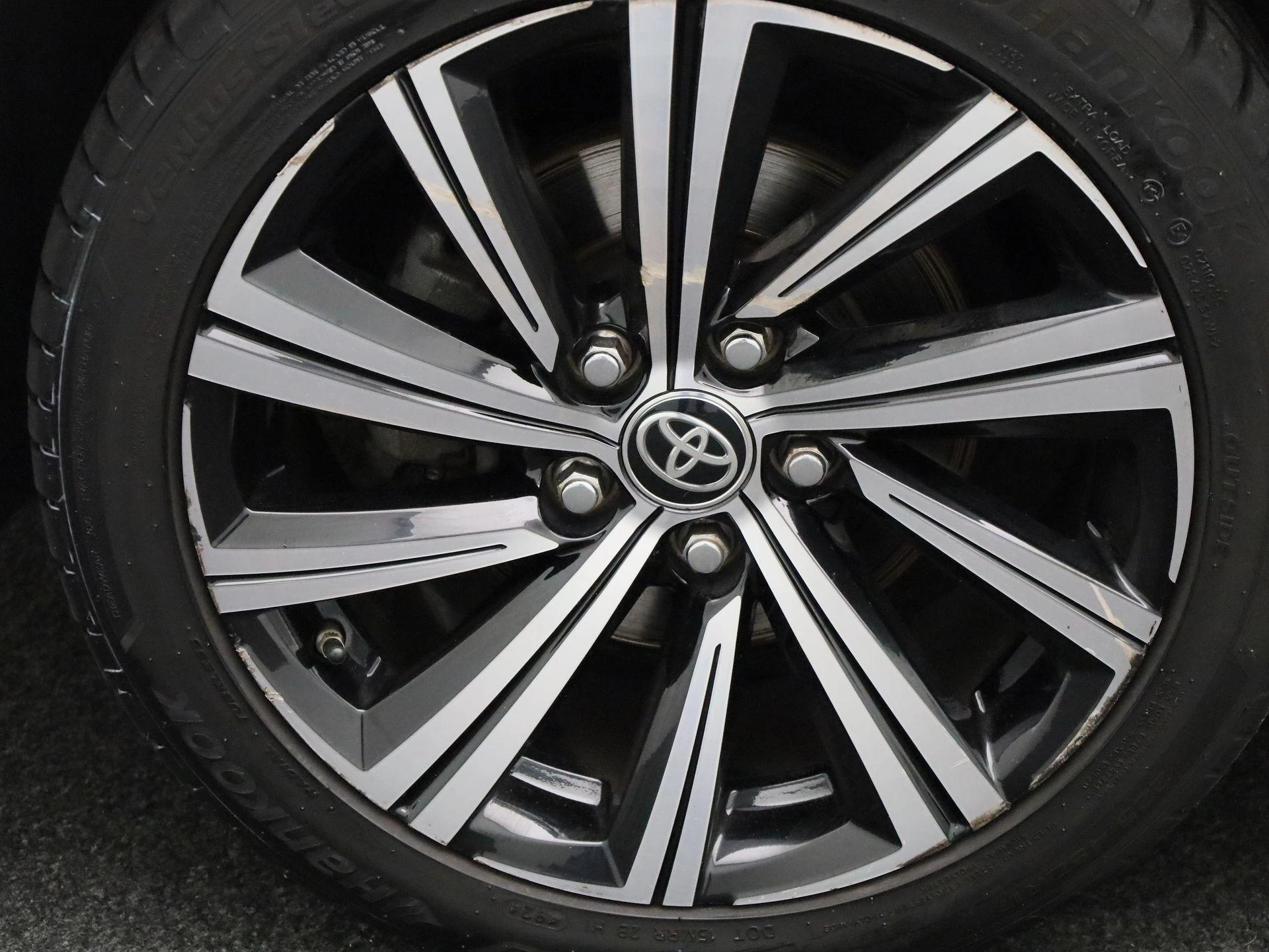 Toyota-Corolla-image-12