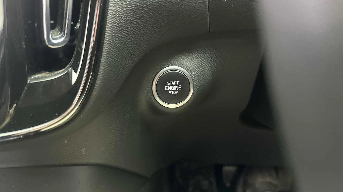 Volvo-XC40-image-20