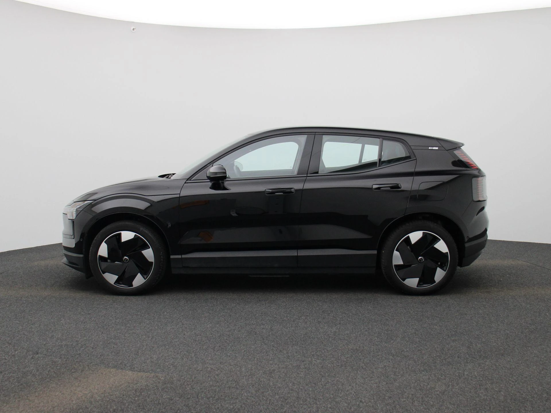 Volvo-EX30-image-3