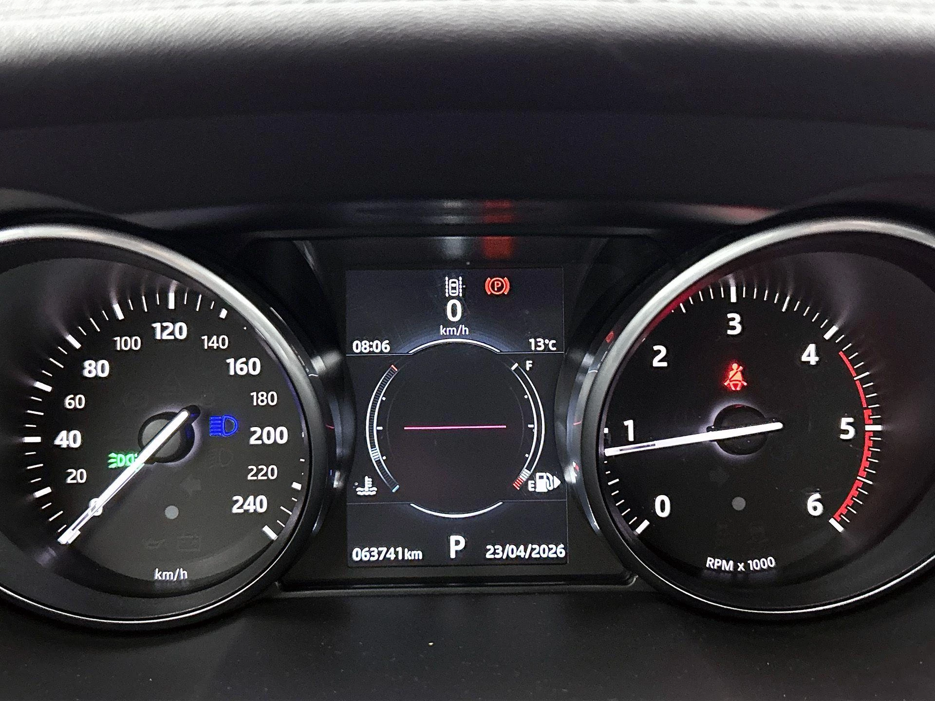 Land Rover-Range Rover Evoque-image-22