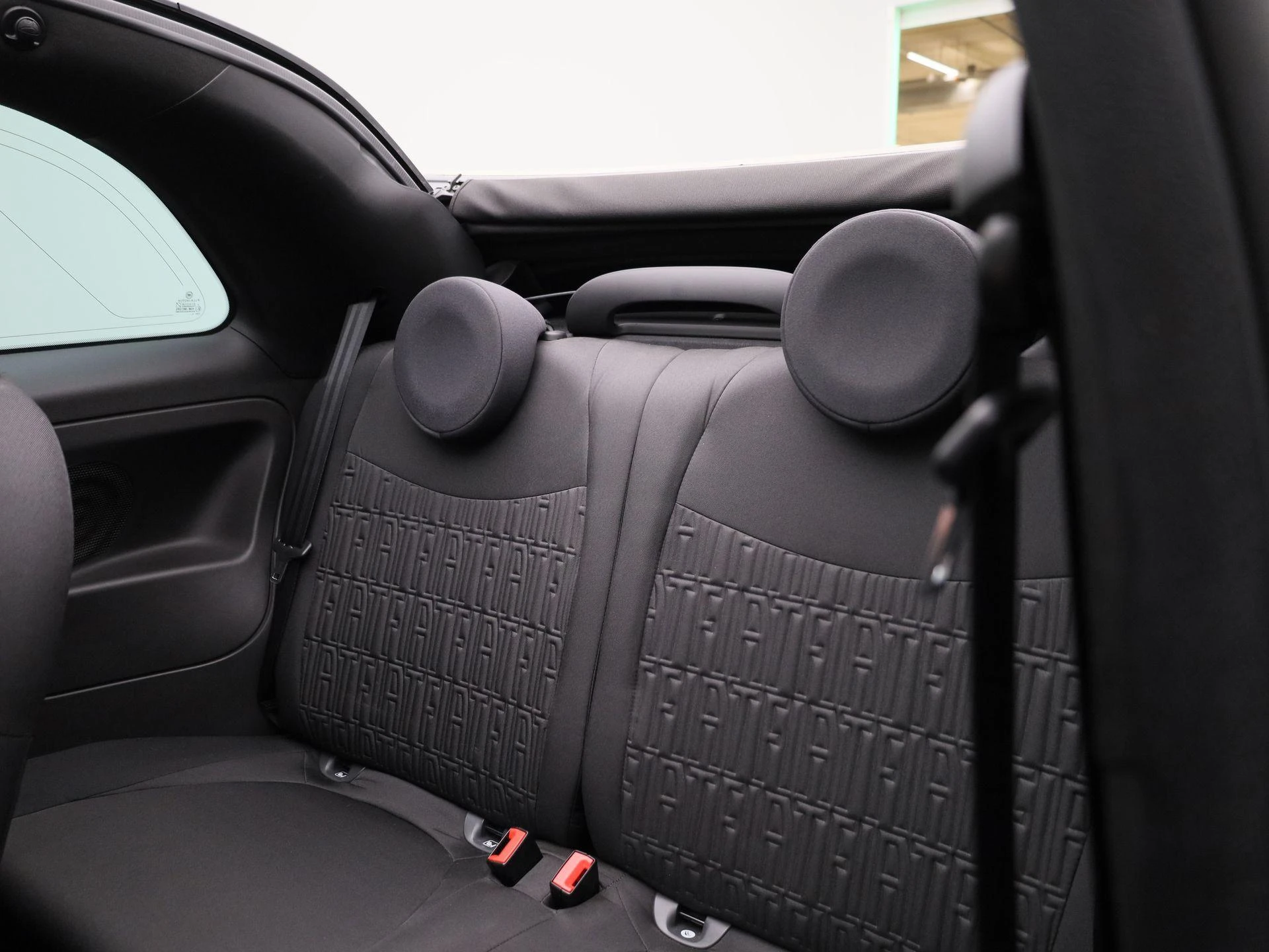 Fiat-500C-image-11
