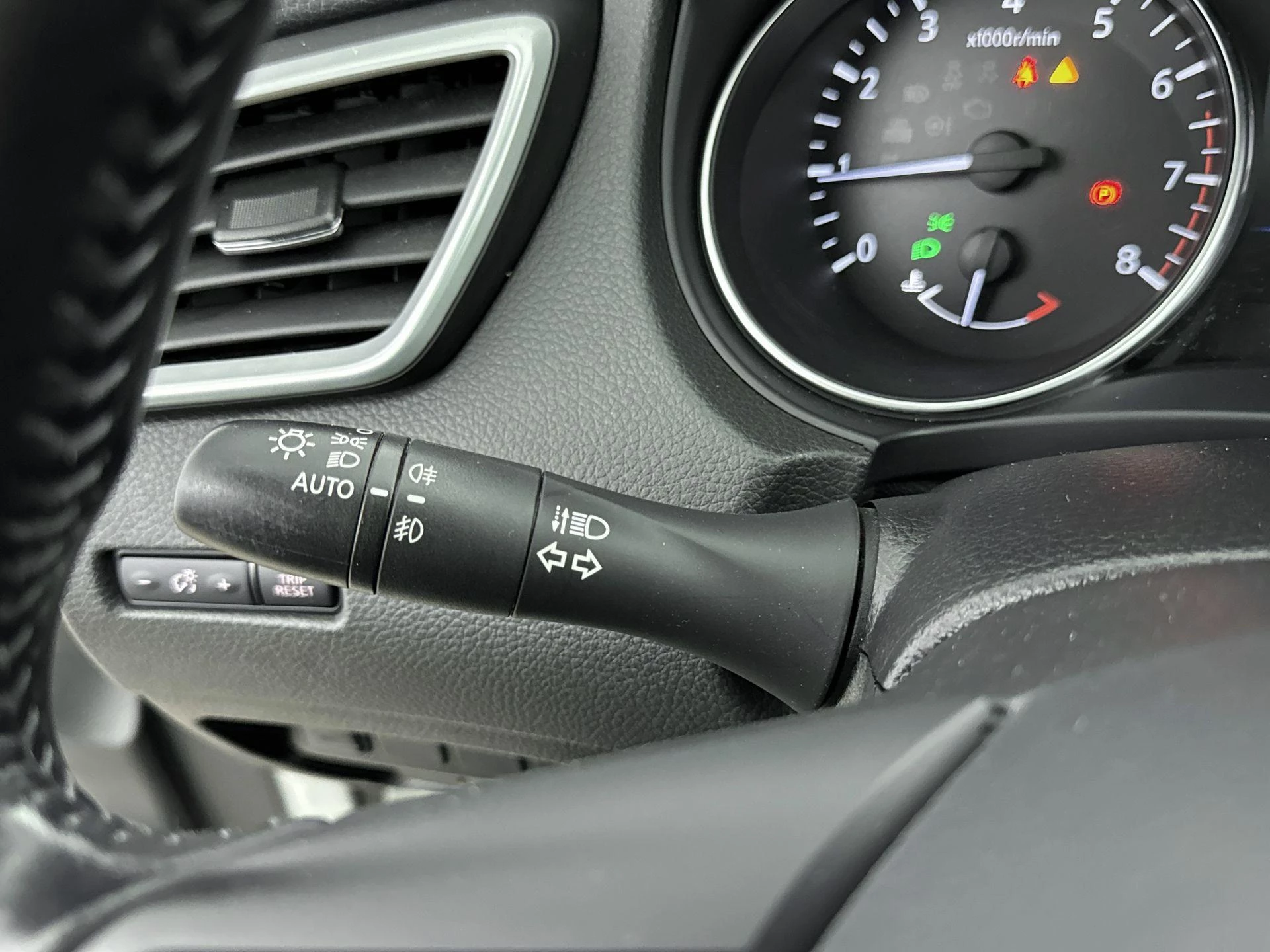 Nissan-QASHQAI-image-14