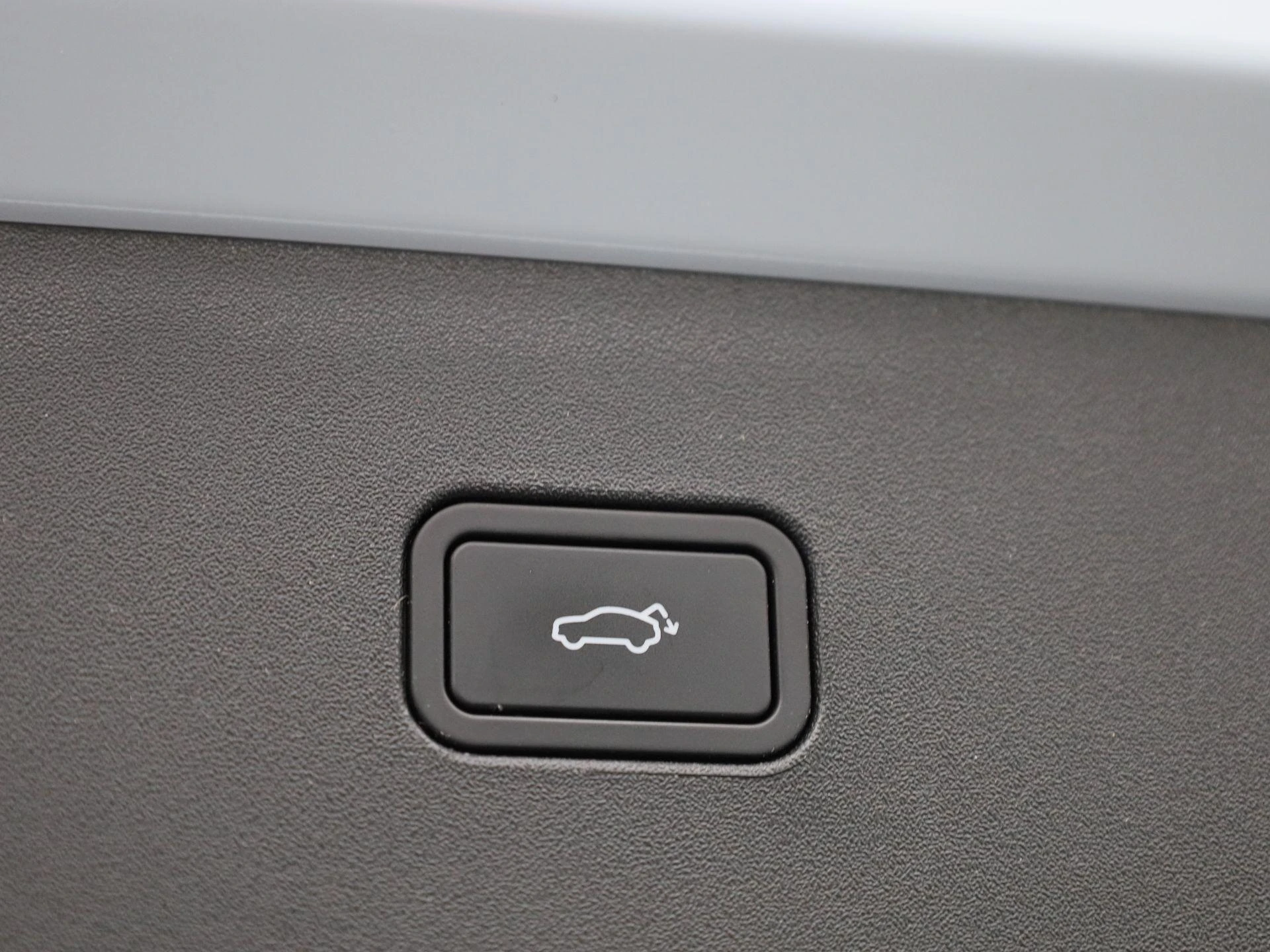 Volvo-EX30-image-13