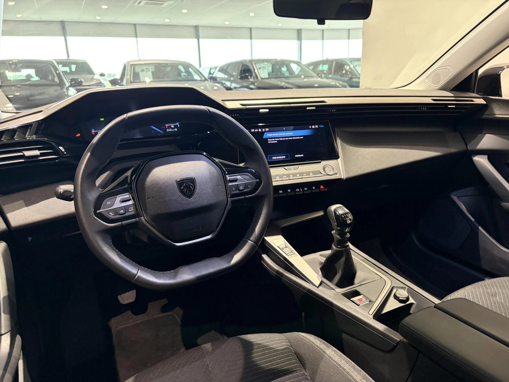 Peugeot-308-image-8