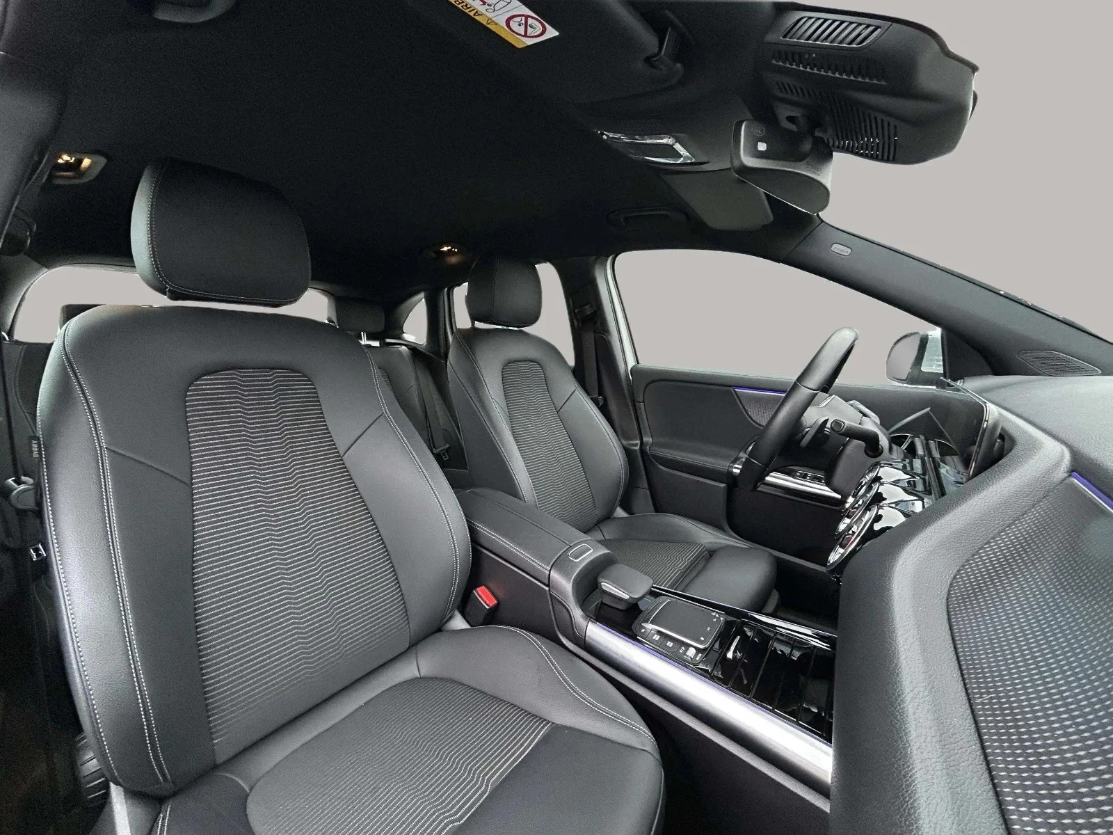 Mercedes-Benz-EQA-image-13