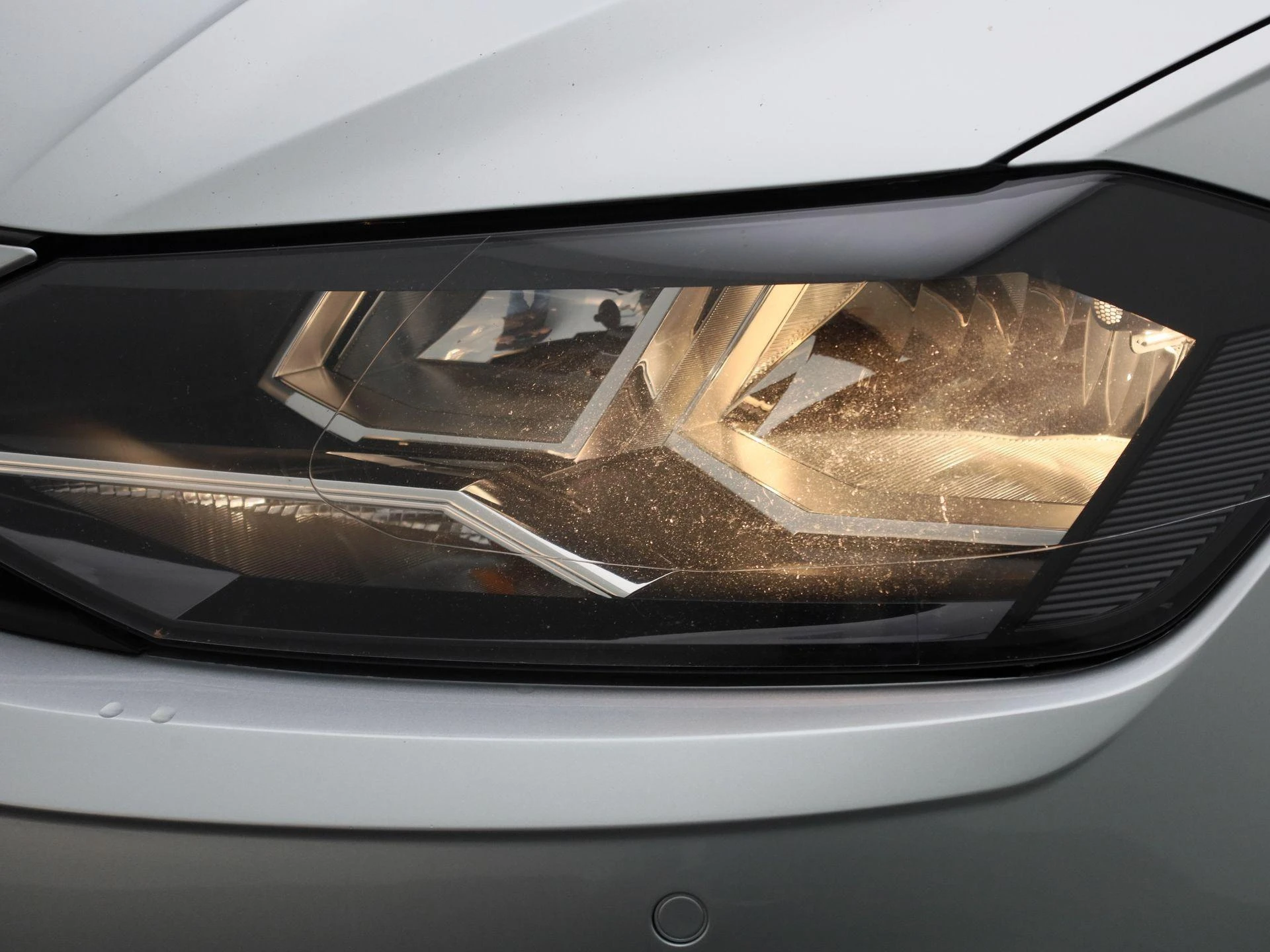 Volkswagen-Polo-image-13