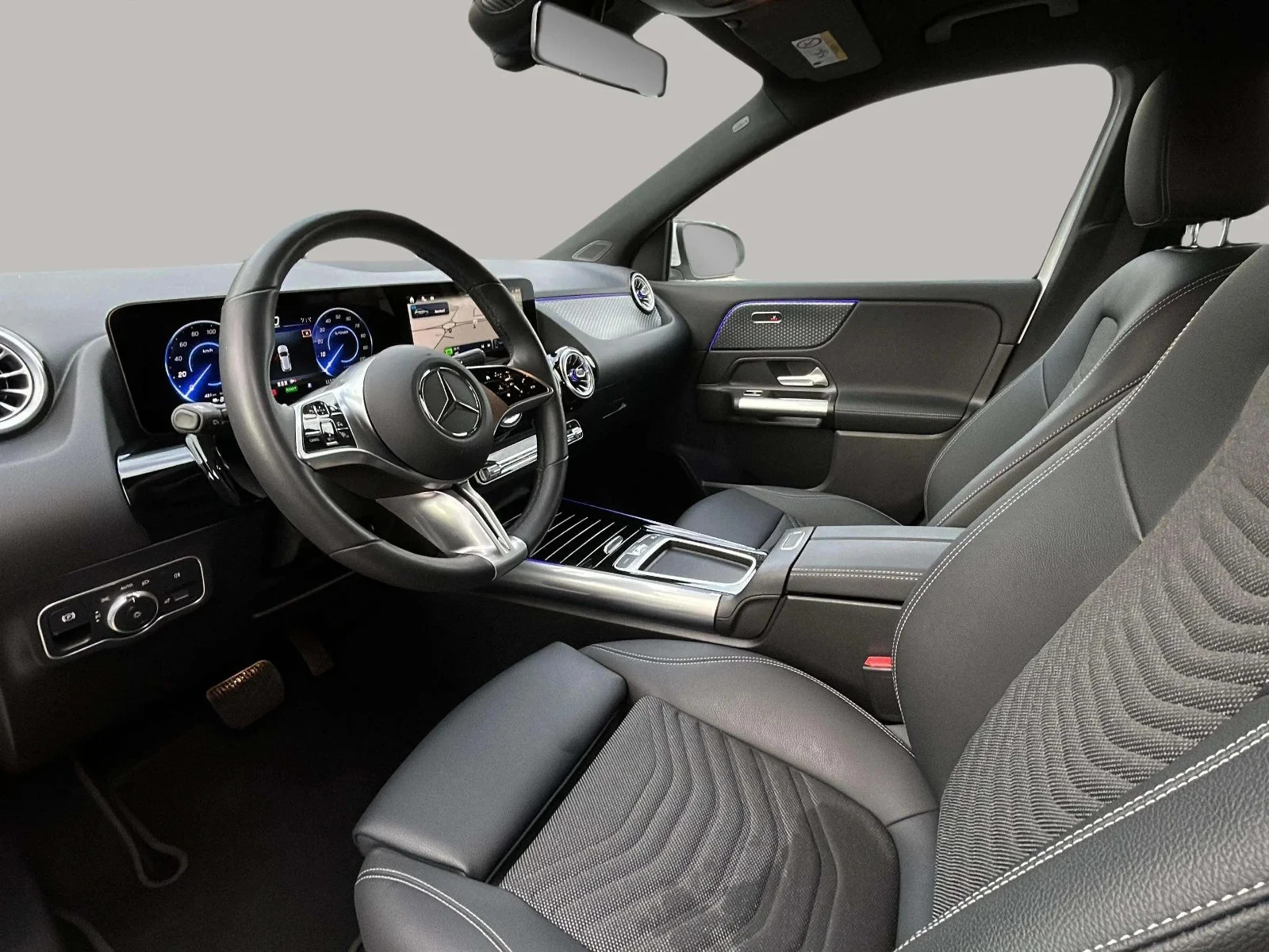 Mercedes-Benz-EQA-image-9