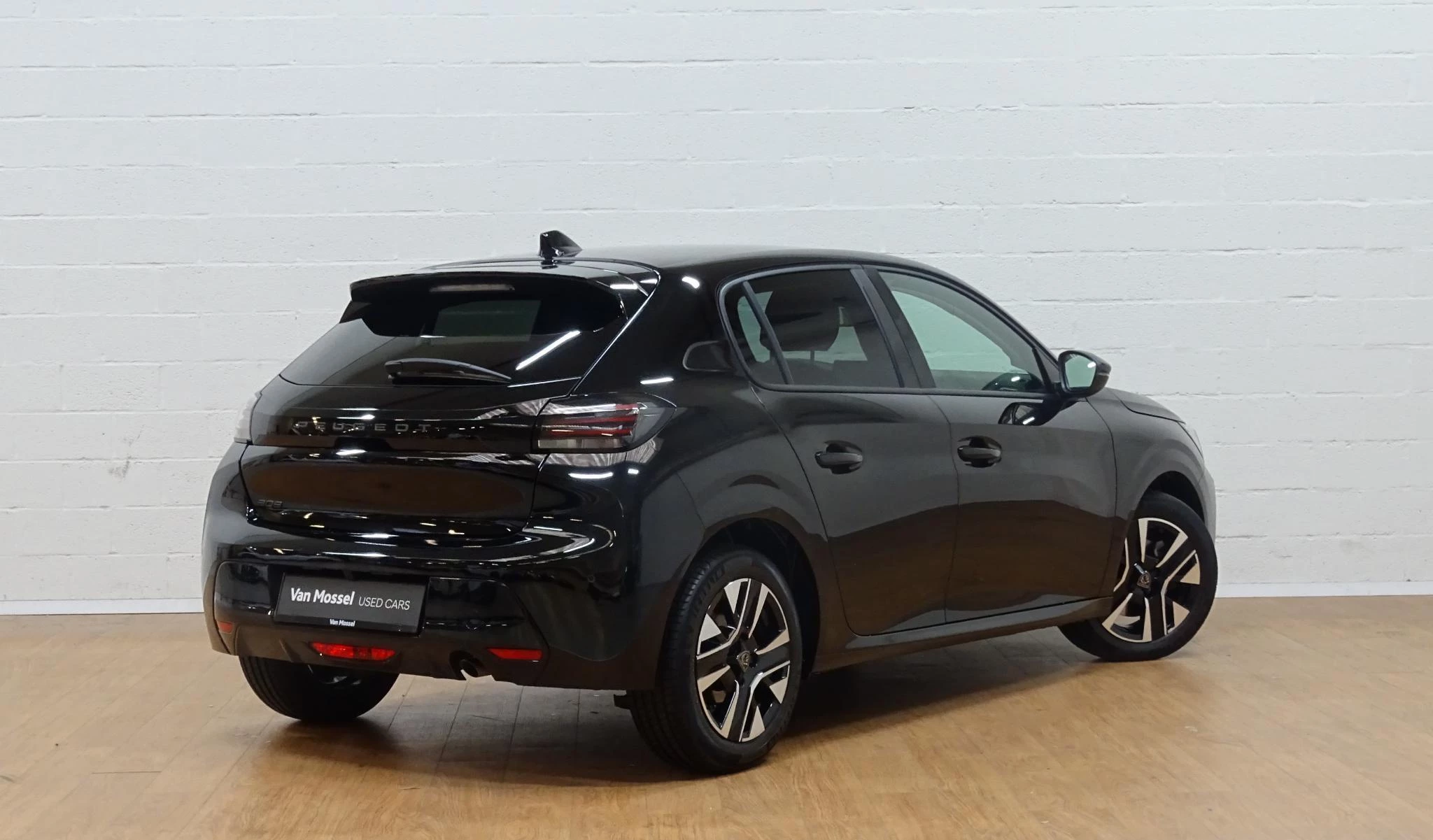 Peugeot 208 1.2T Allure