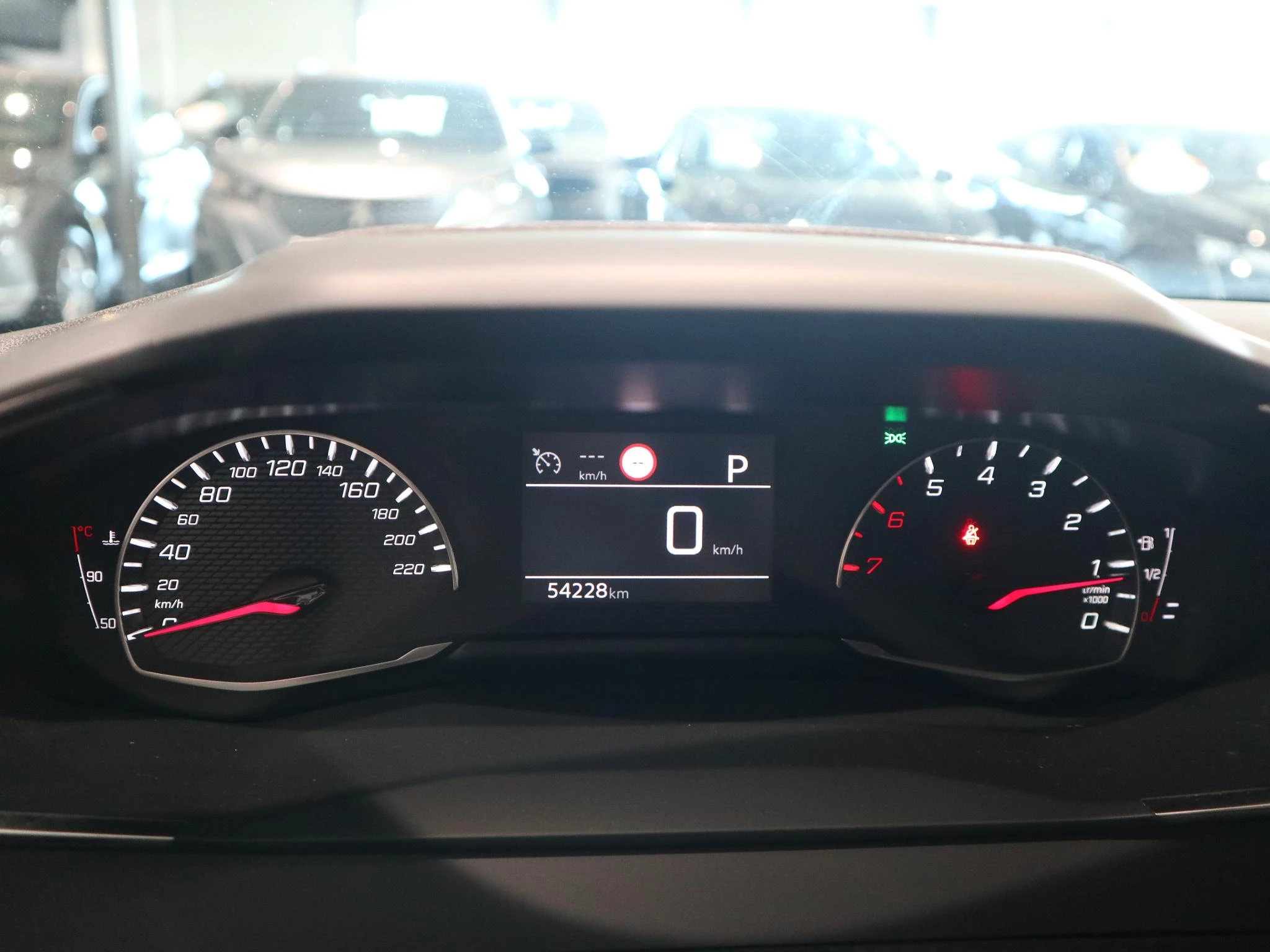 Peugeot-208-image-10