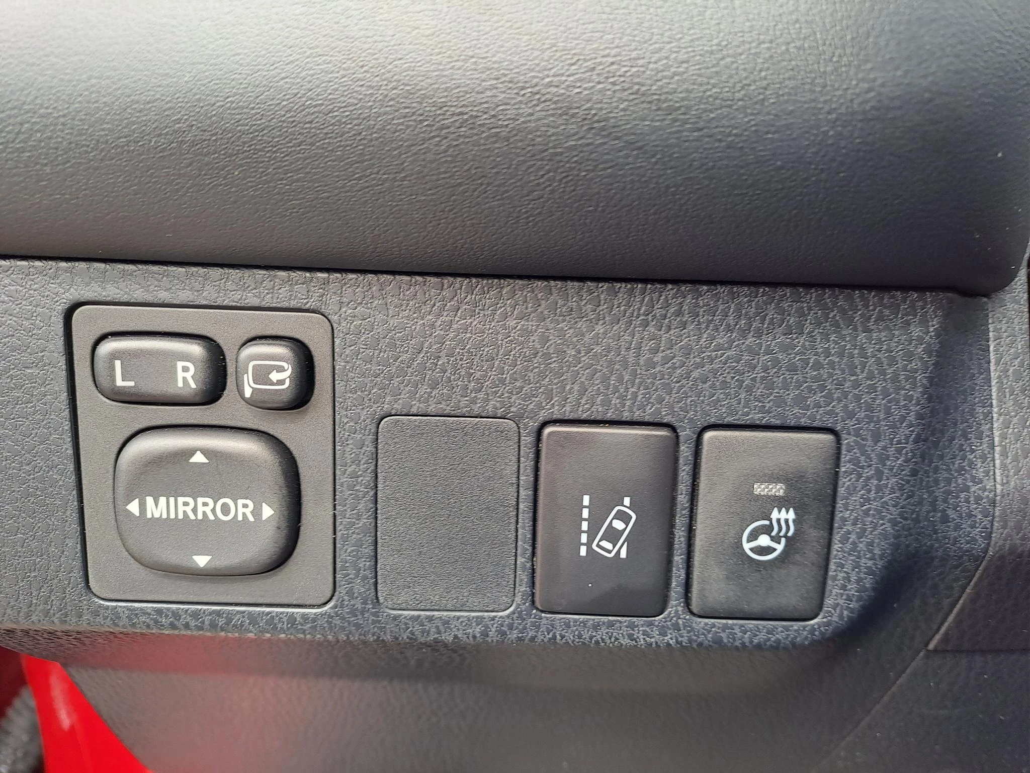 Toyota RAV4 2.5 Hybrid AWD Team D