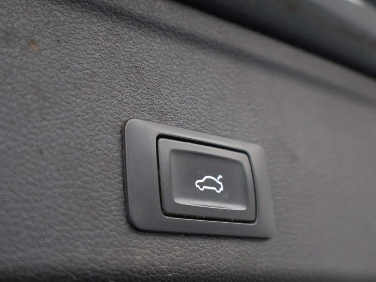 Audi-A4-image-7