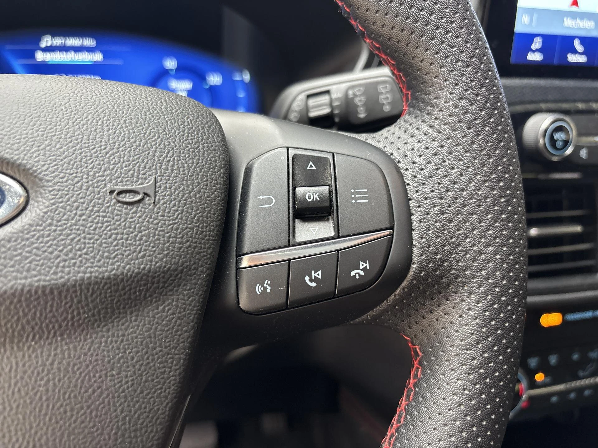 Ford Kuga 2.5i PHEV Aut. 178kW ST-Line