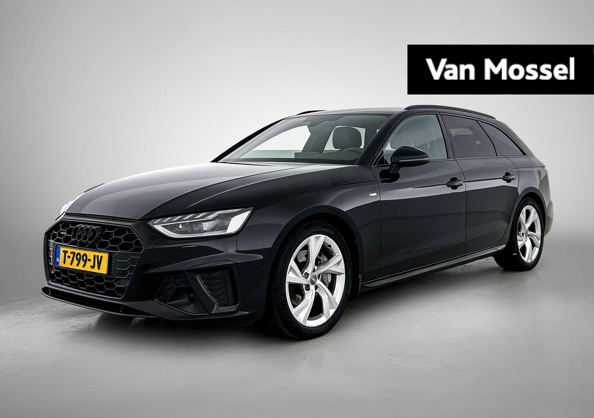 Audi-A4-image-0