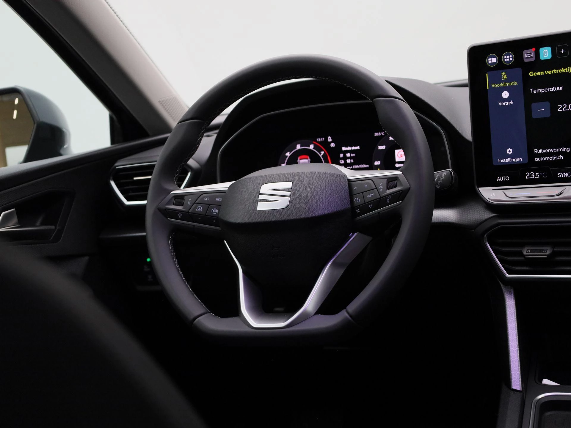 SEAT-Leon-image-35