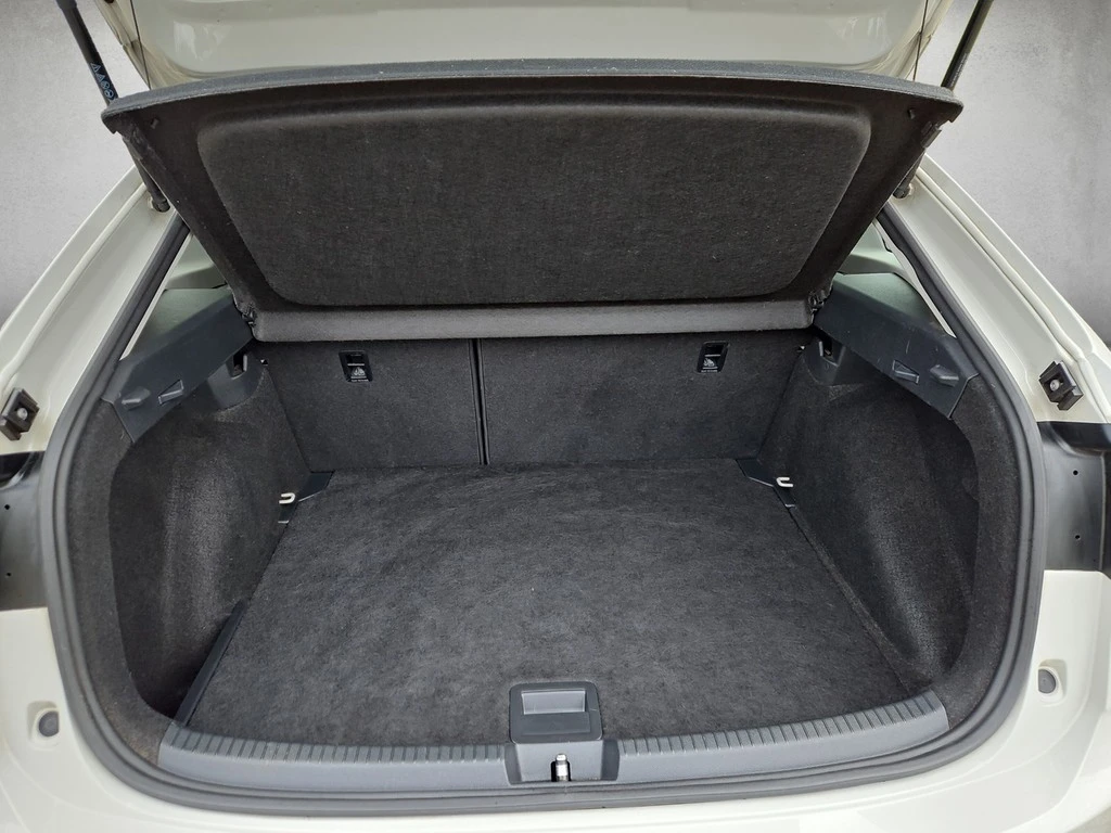 Volkswagen-Taigo-image-4