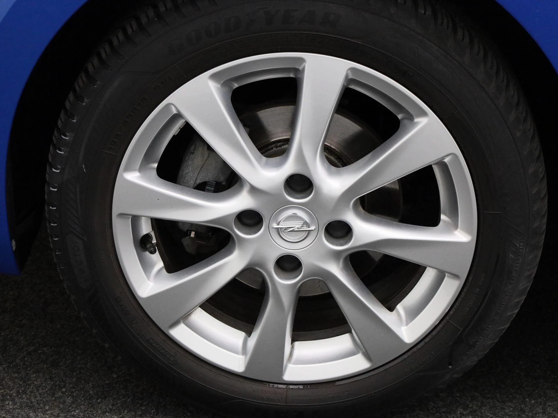 Opel-Corsa-image-11