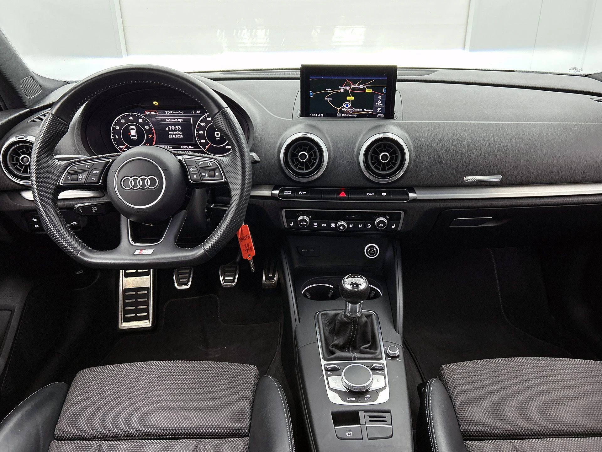 Audi A3 Limousine 30 TFSI Advance Sport