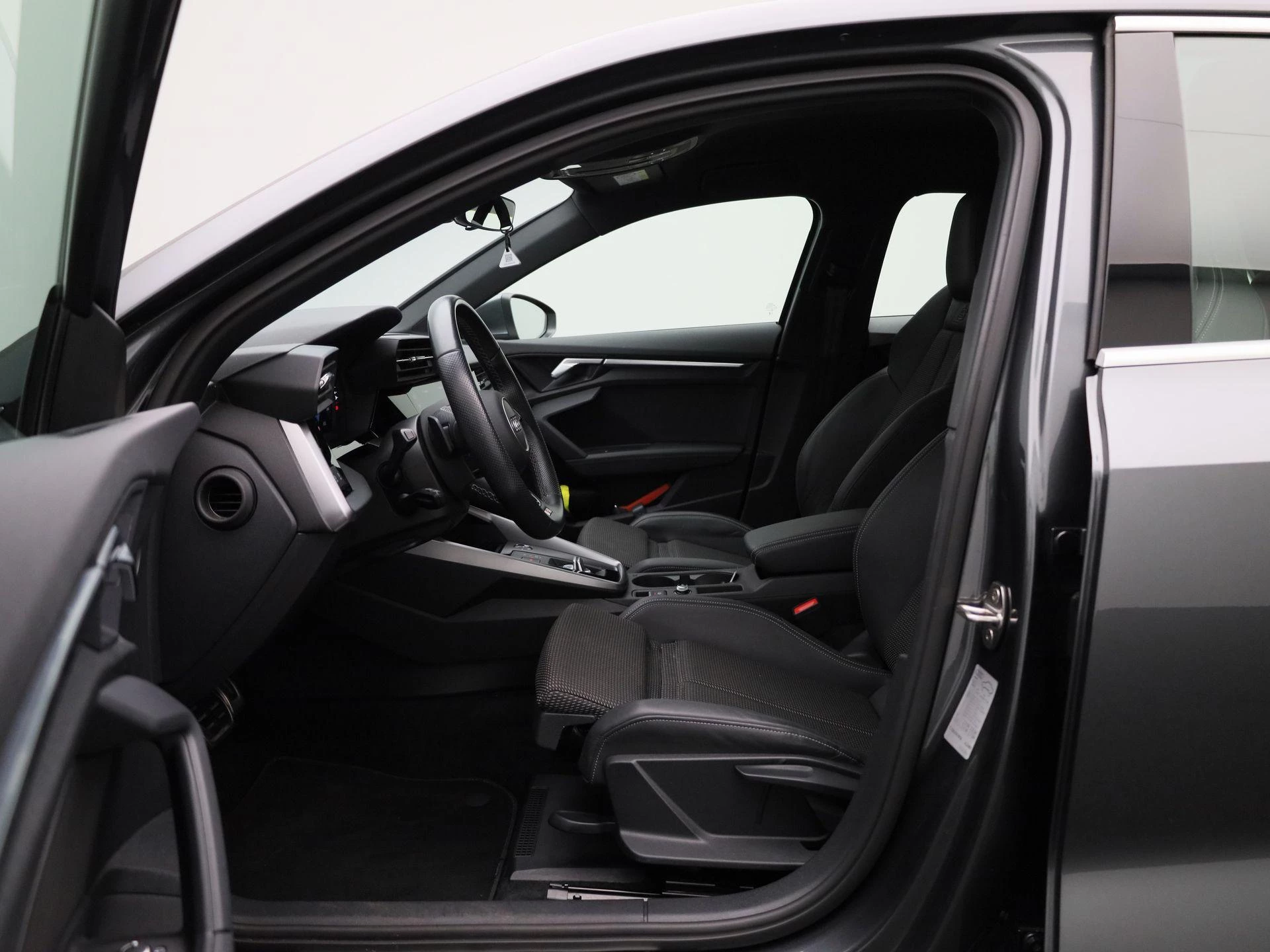Audi A3 Sportback 30 TFSI S edition 110 PK