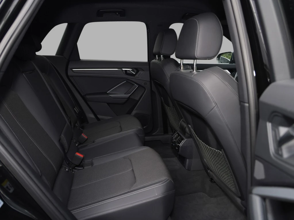 Audi-Q3-image-11