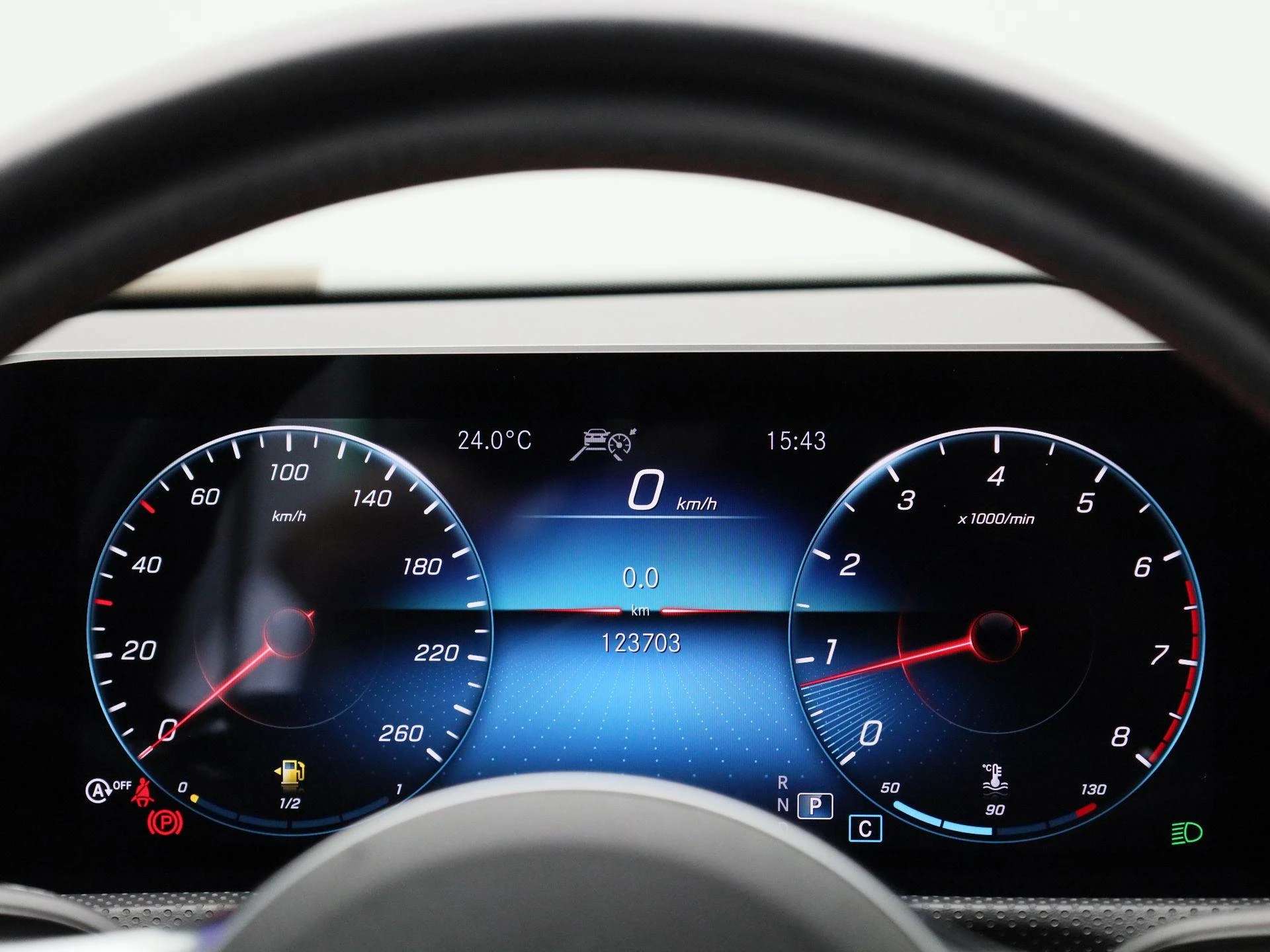 Mercedes-Benz-A-Klasse-image-7