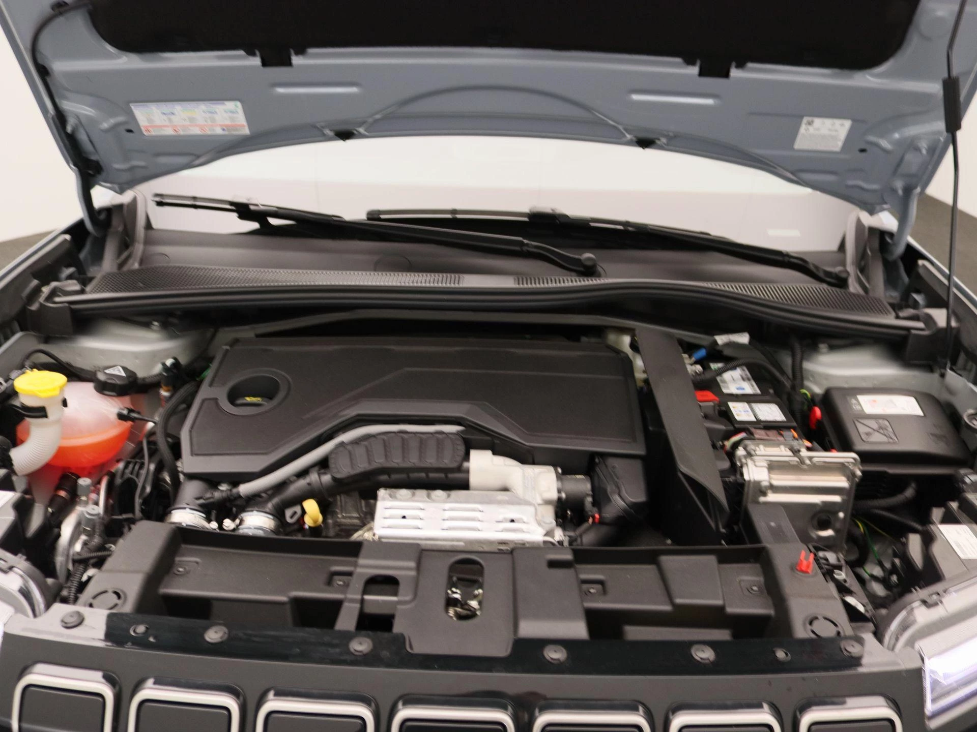 Jeep-Avenger-image-23