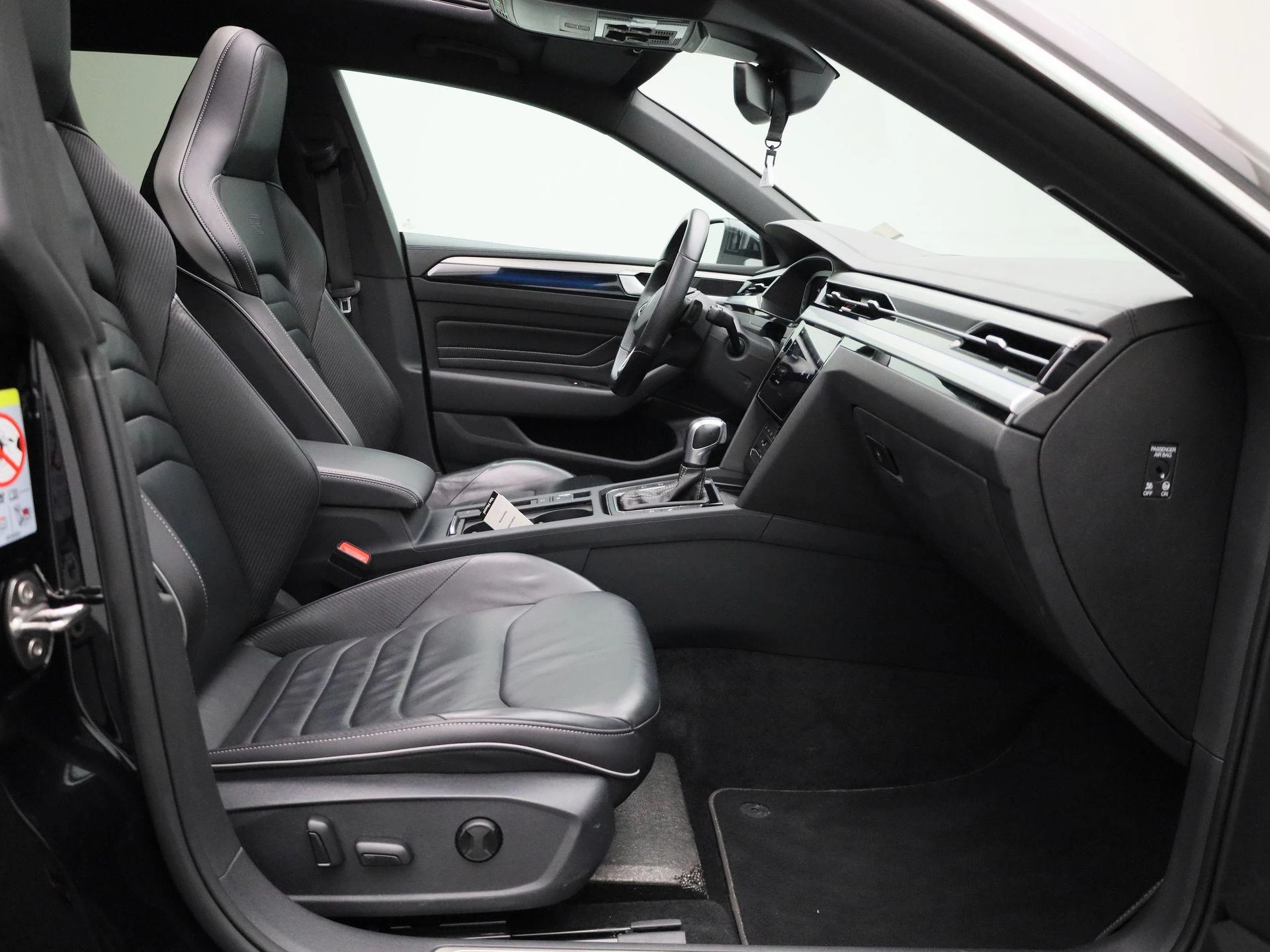 Volkswagen-Arteon-image-49