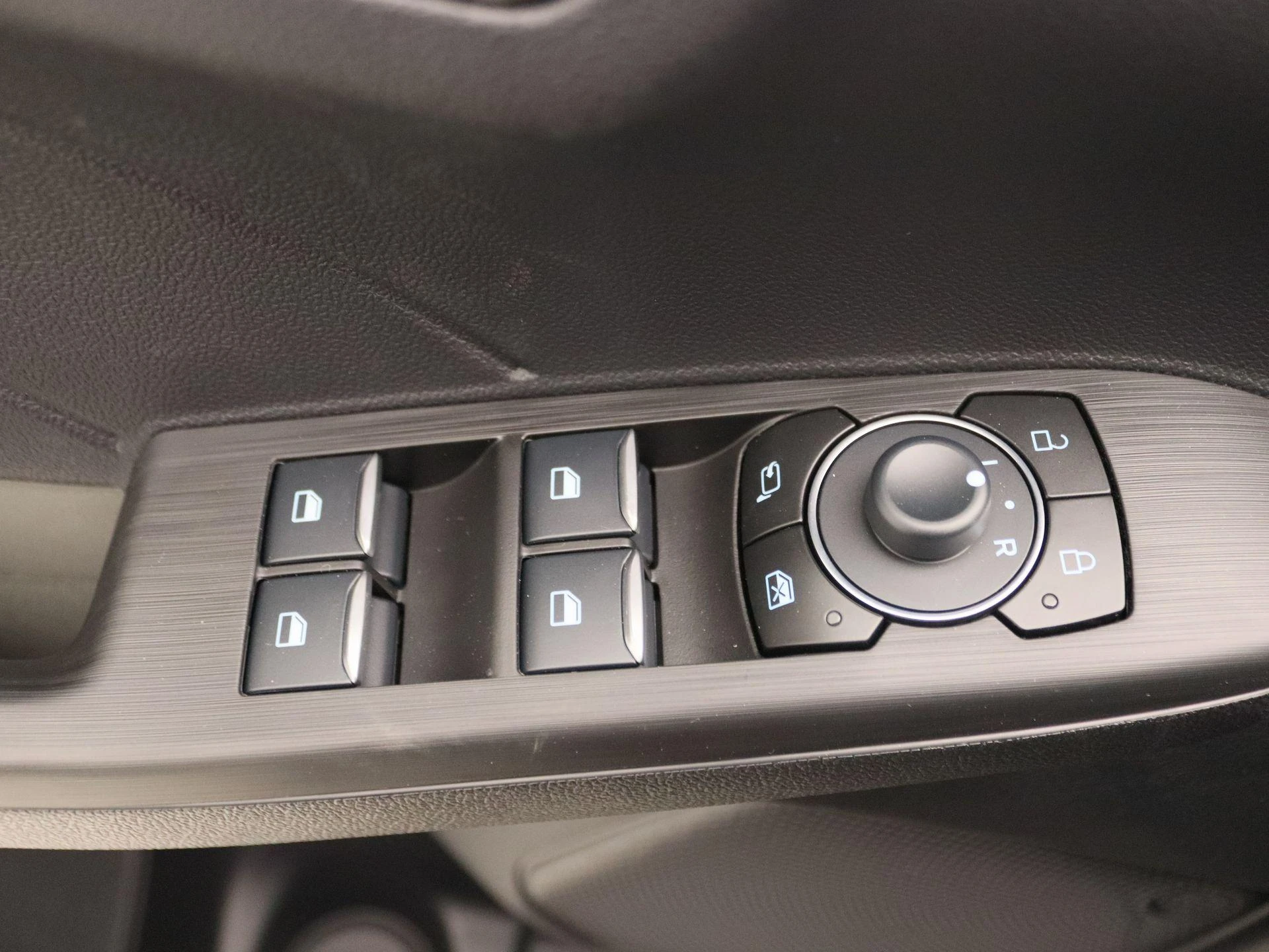 Ford-Kuga-image-20