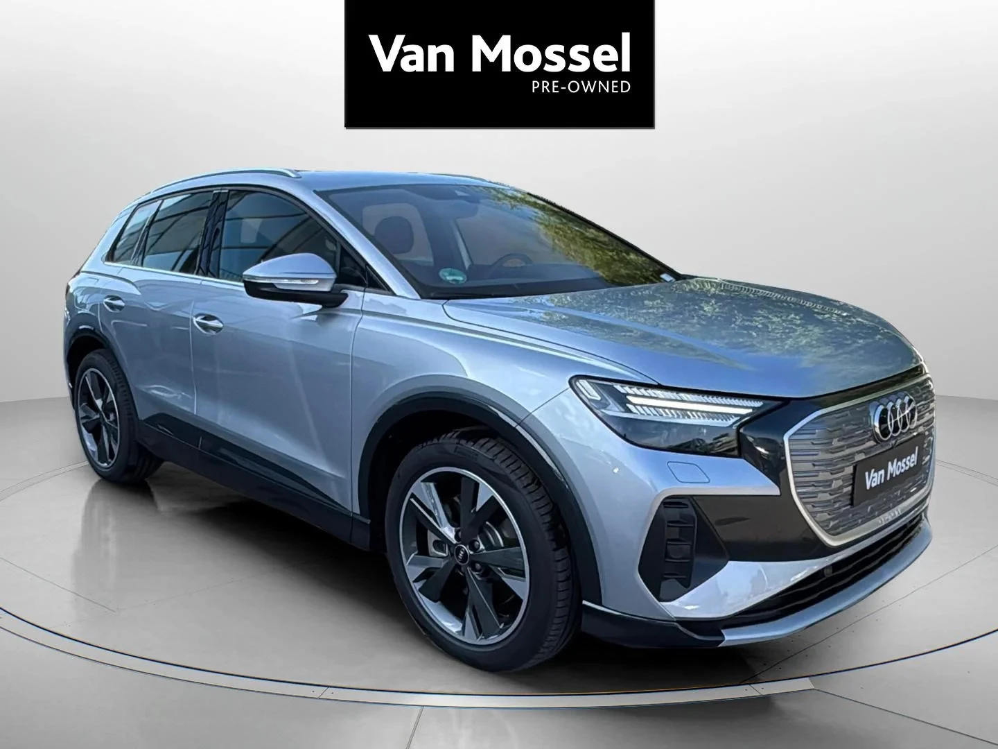 Audi-Q4 e-tron-image-6