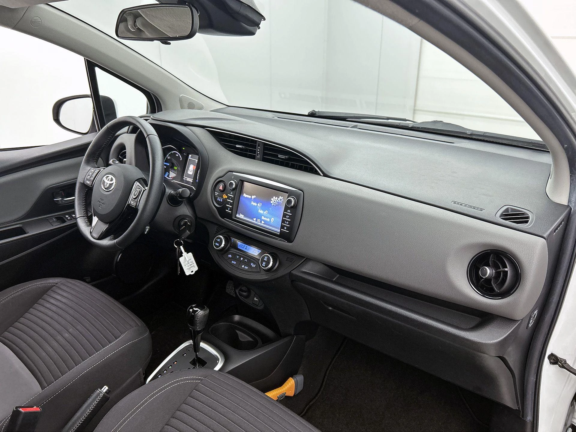 Toyota-Yaris-image-18