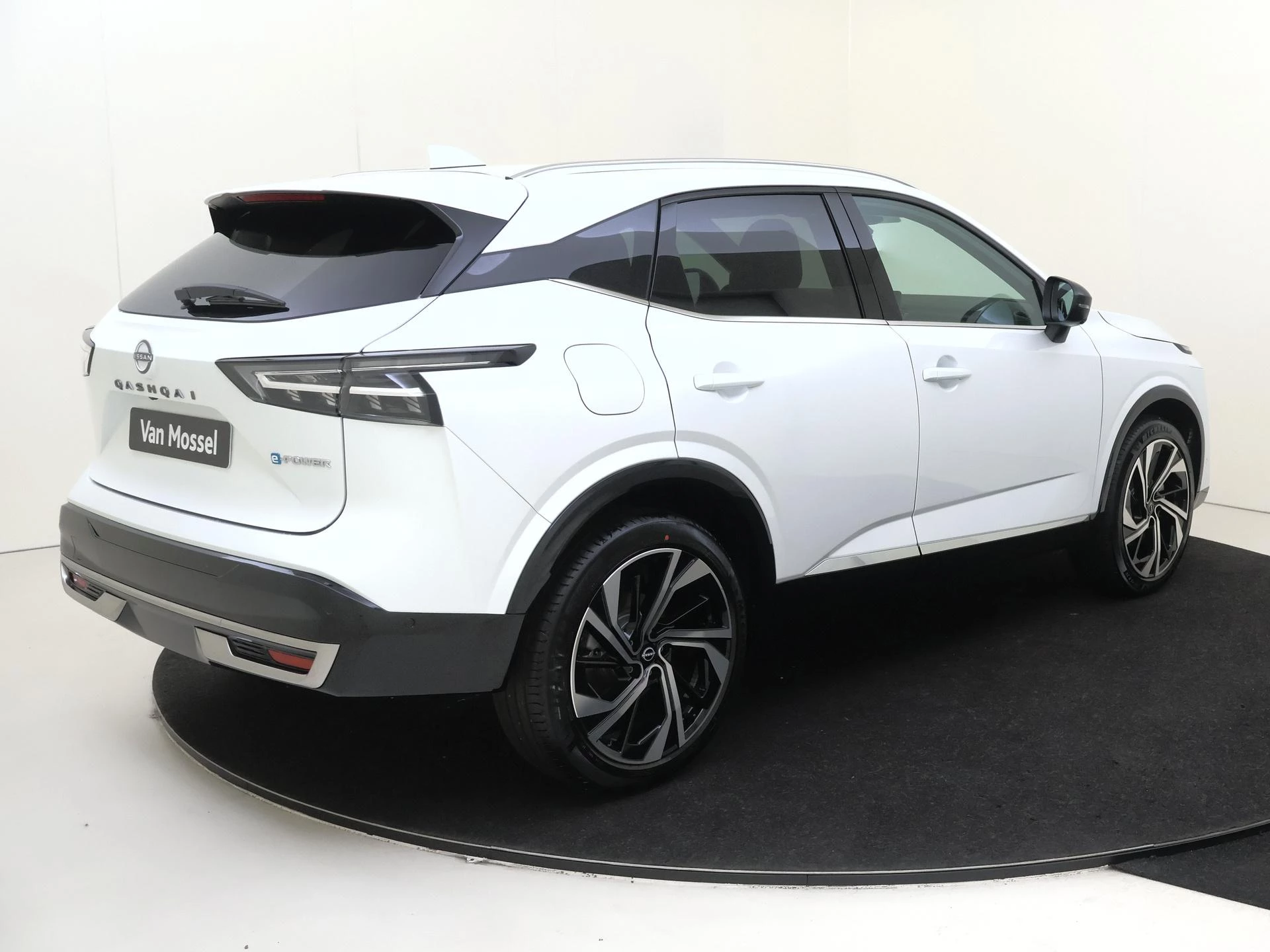 Nissan-QASHQAI-image-3
