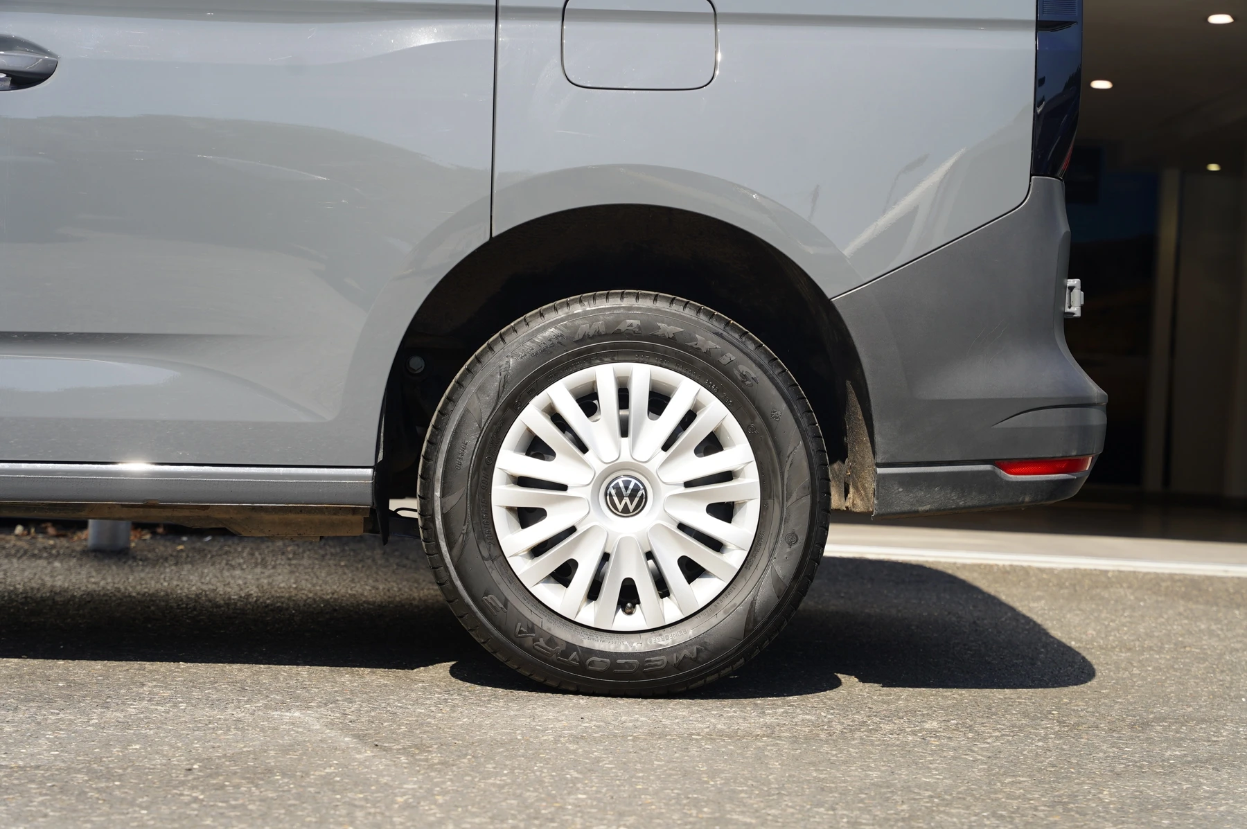 Volkswagen-Caddy-image-31