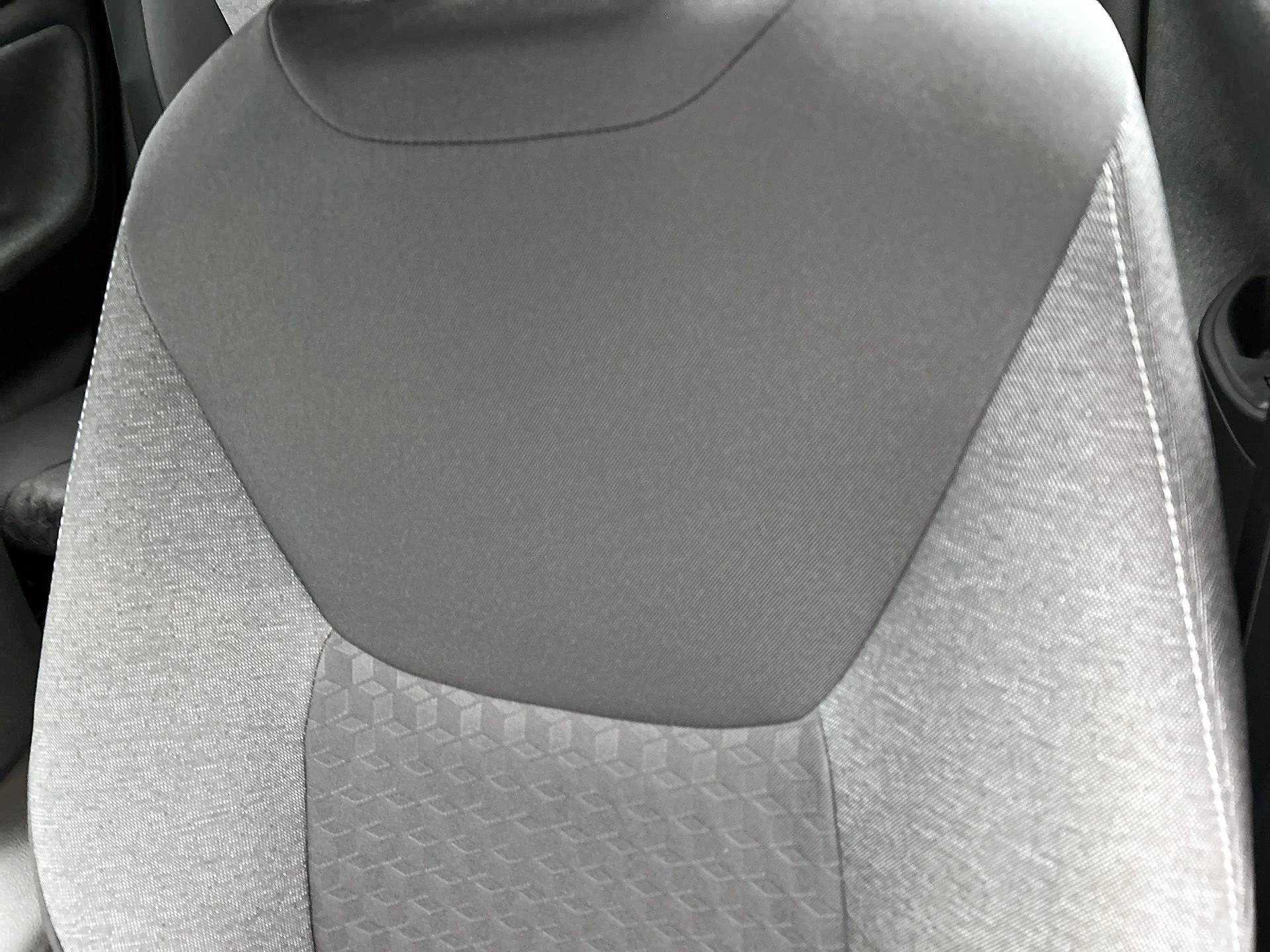 Toyota-Yaris-image-15