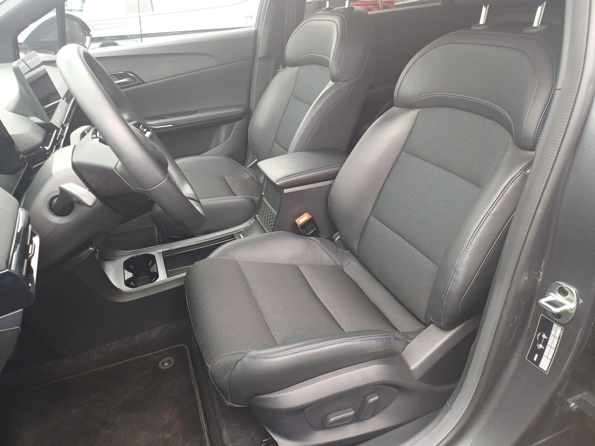 MG MG4 EV 64 kWh Luxury