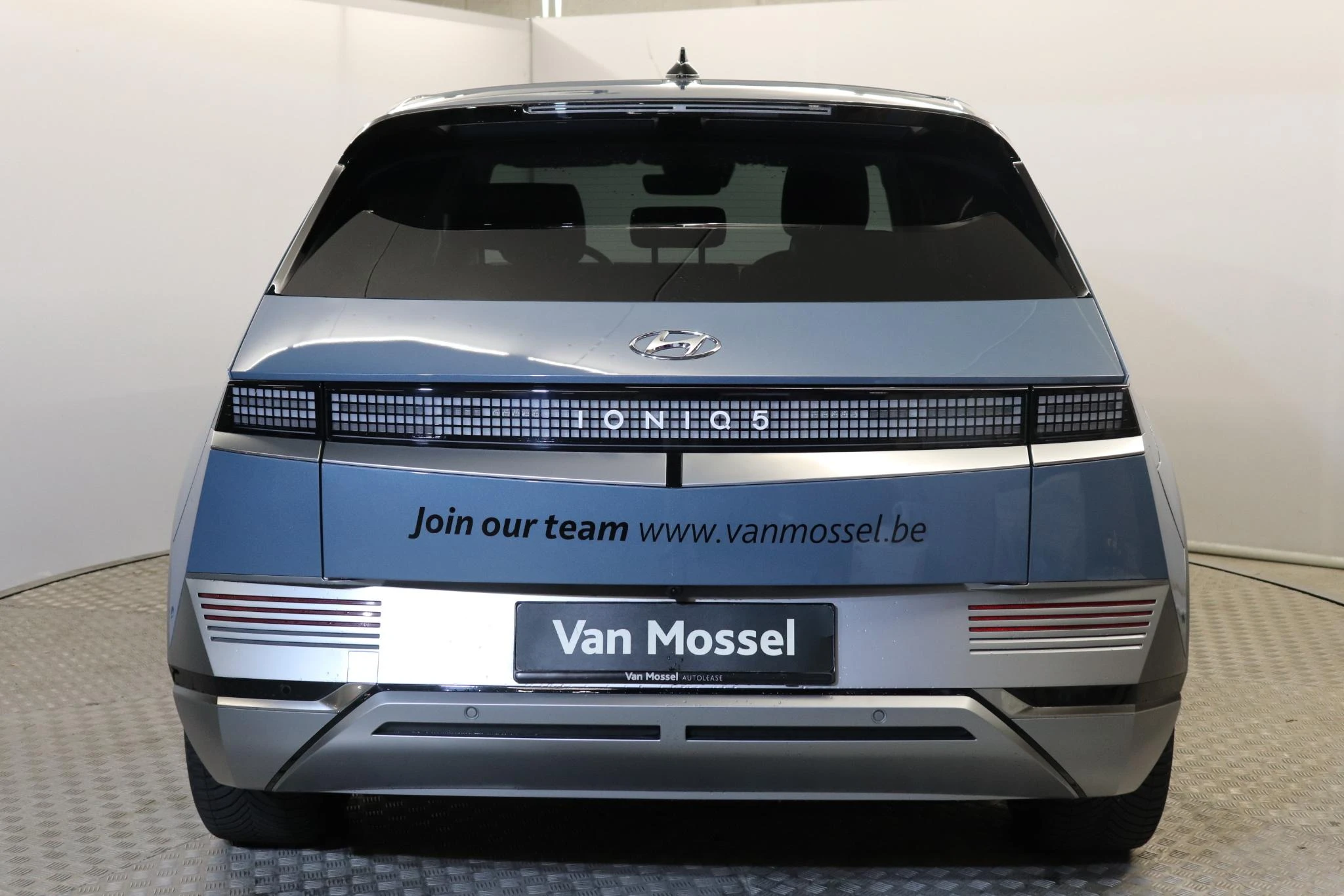 Hyundai-IONIQ-image-4
