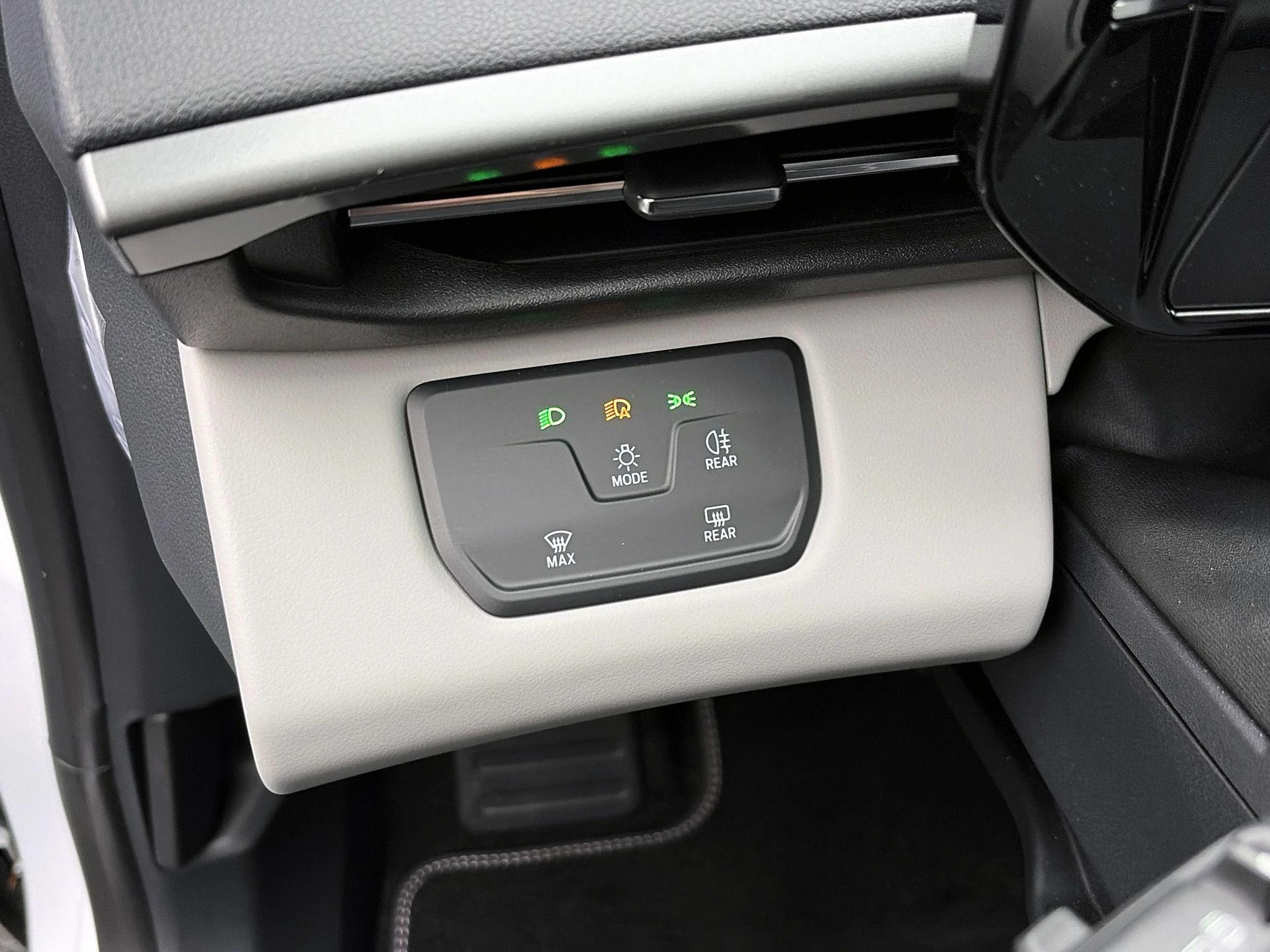 Ford-Explorer-image-14
