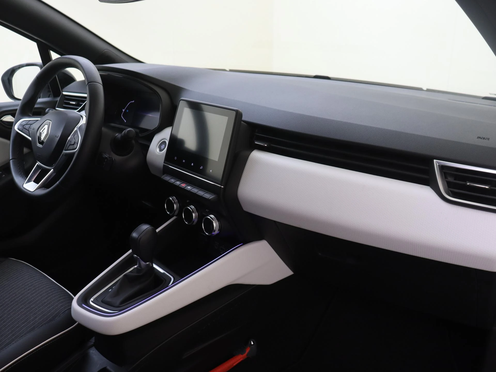 Renault-Clio-image-4