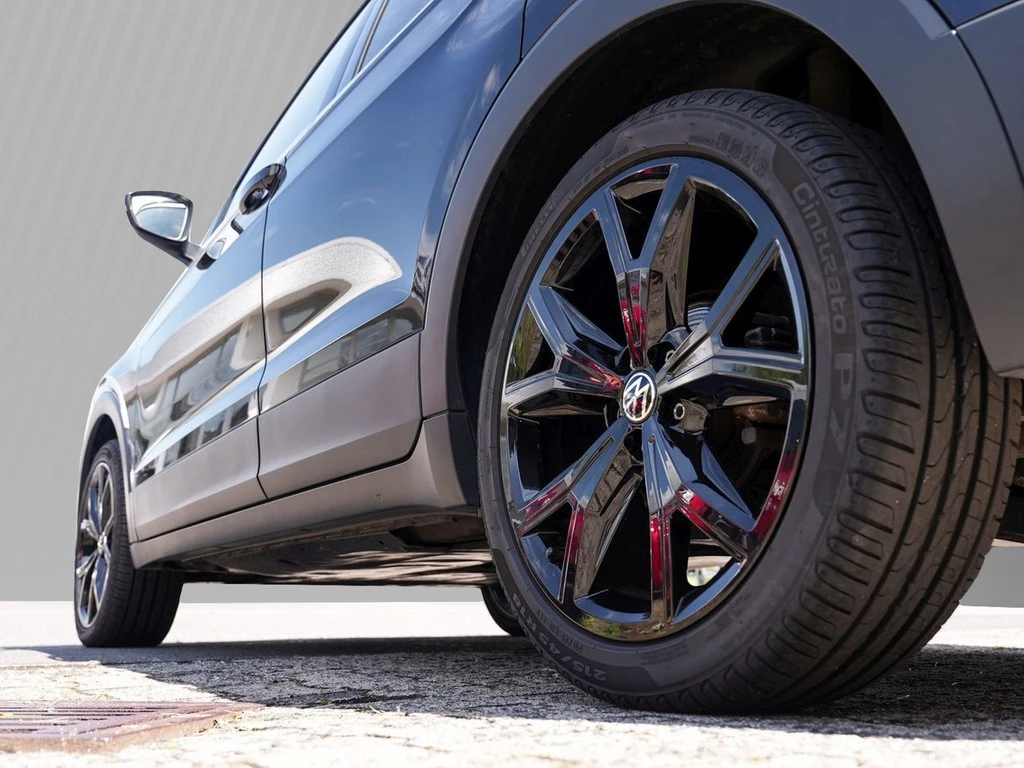 Volkswagen T-Cross 1,0 TSI Style,AHK,LED,Navi,ALU 18" Kamera,App Connect,ACC
