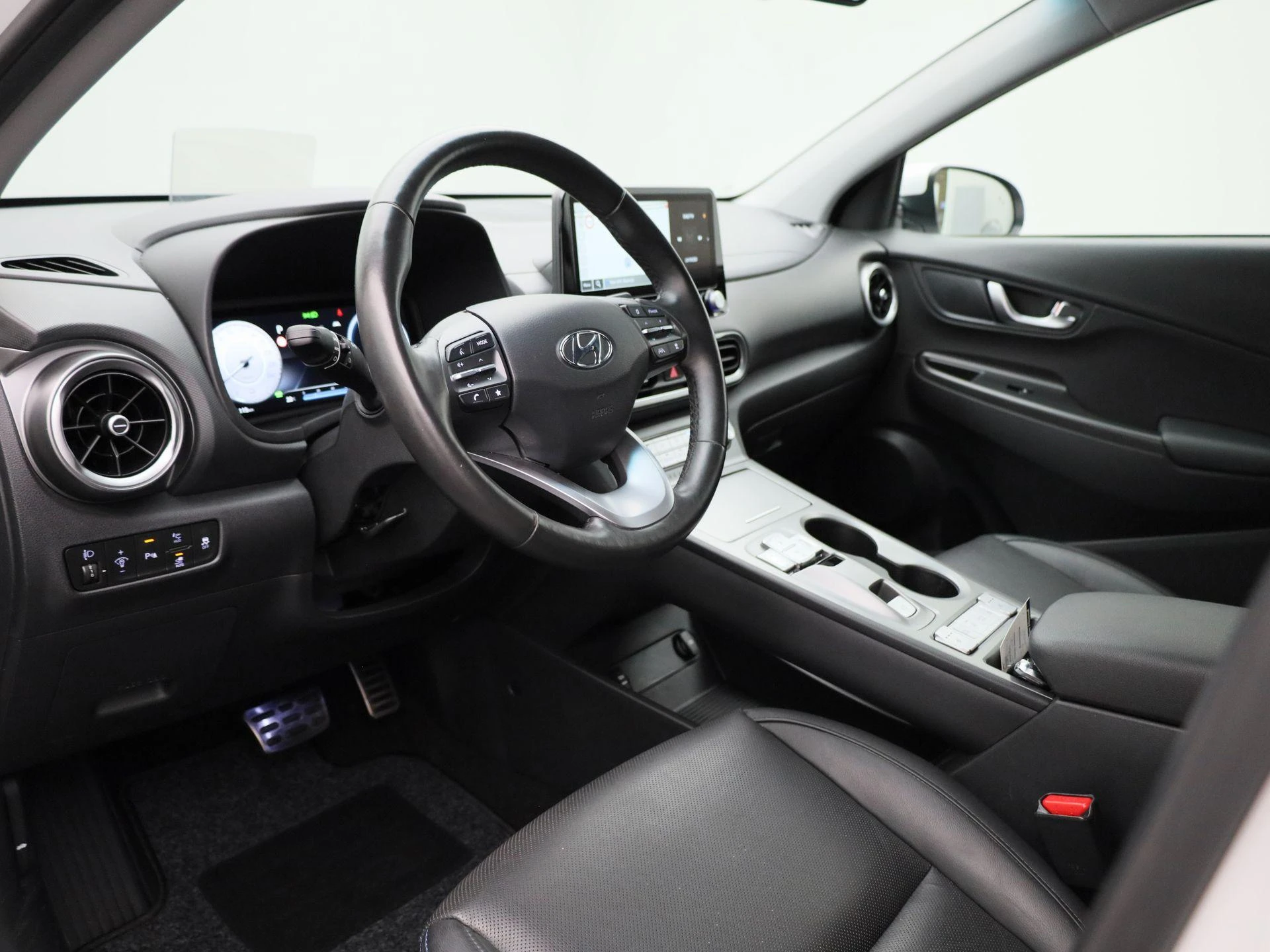 Hyundai-Kona-image-30